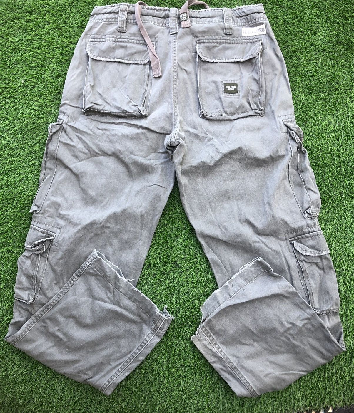 Japanese Brand × Seditionaries Vintage’90s🔥REAL CRUSH CLOTHING🔥Distressed Baggy Cargo Pants Size US 34 / EU 50 - 2 Thumbnail