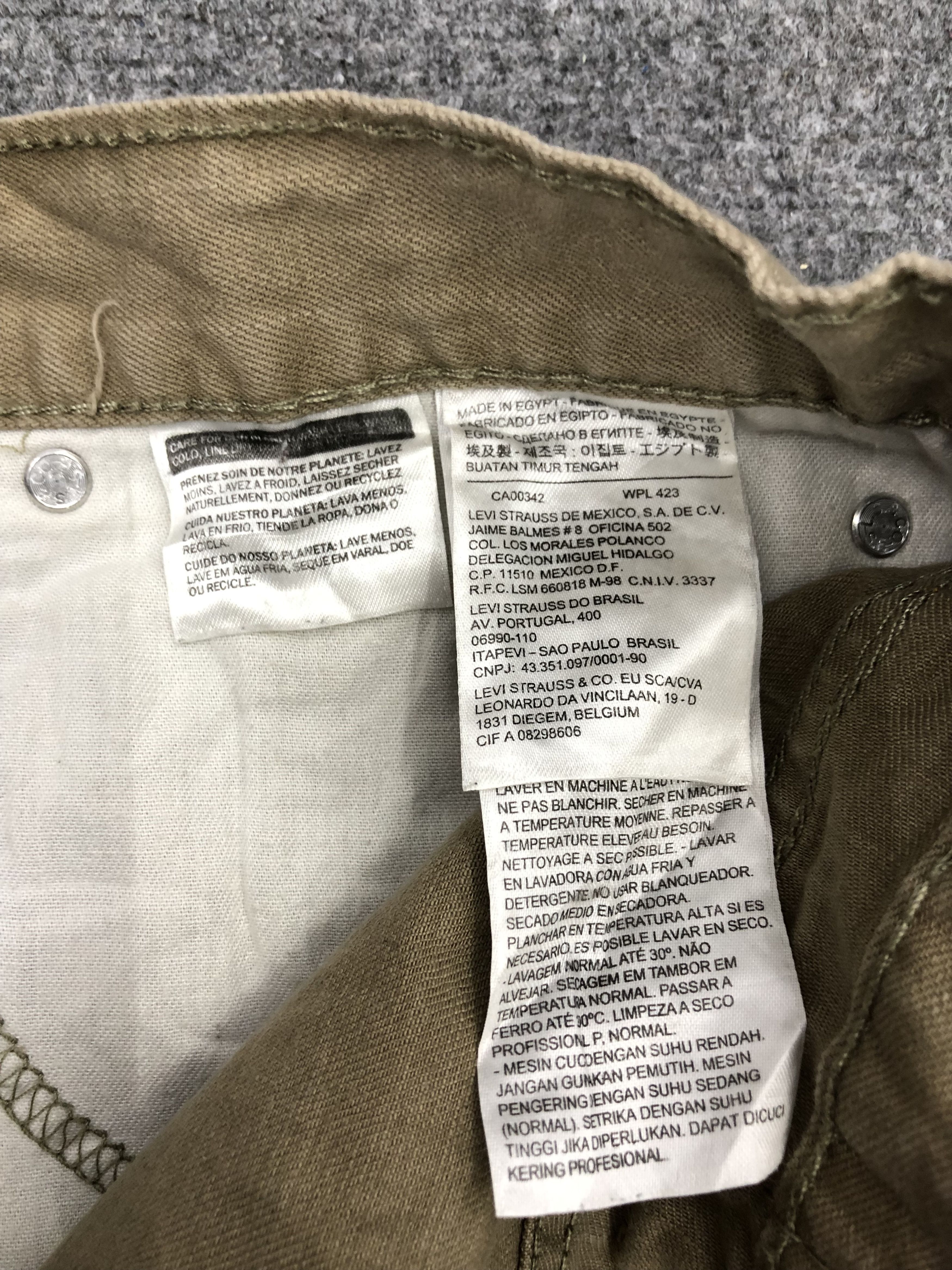 Levi's Vintage Levis 505 Denim DP1174 Size US 37 - 7 Thumbnail