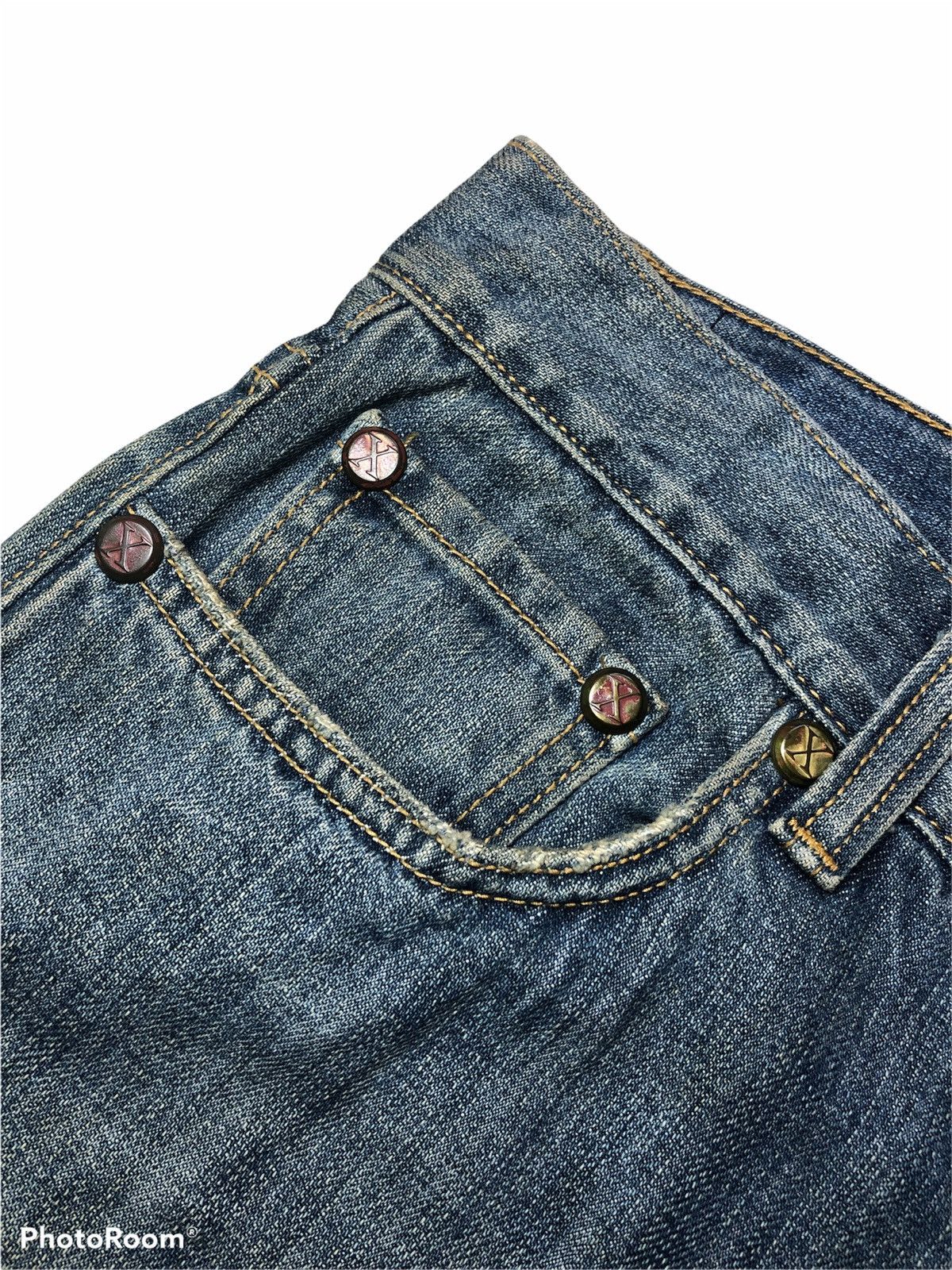 Japanese Brand XRAY PAINTED DISTRESSED DENIM Size US 34 / EU 50 - 11 Thumbnail
