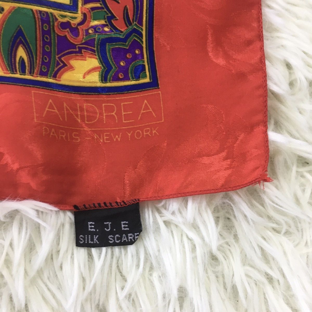 Designer Vintage Andrea Silk Scarf Size ONE SIZE - 3 Thumbnail