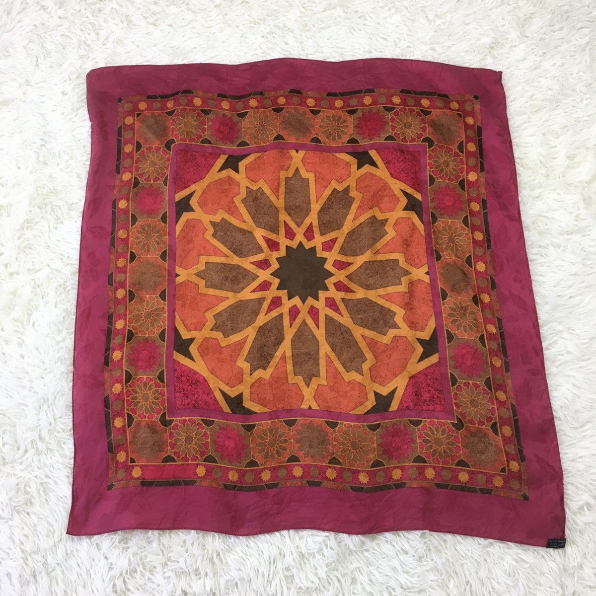 Designer × Jean-Louis Scherrer Jean Louis Scherrer Geometry Scarf Size ONE SIZE - 4 Thumbnail