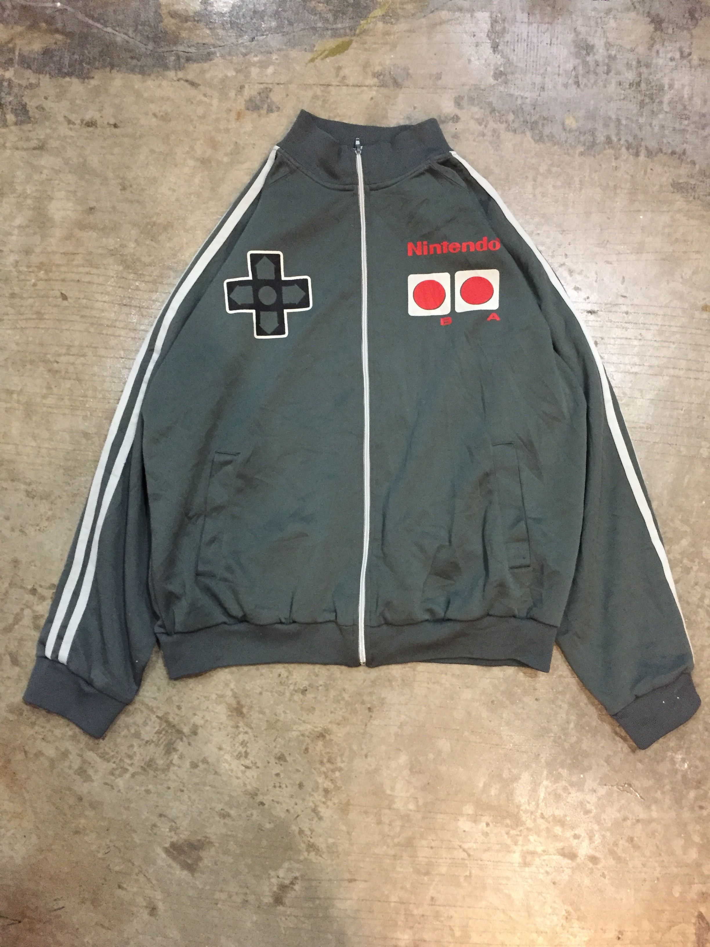 Nintendo Vtg 2004 Nintendo spellout track jacket Size US XL / EU 56 / 4 - 2 Thumbnail