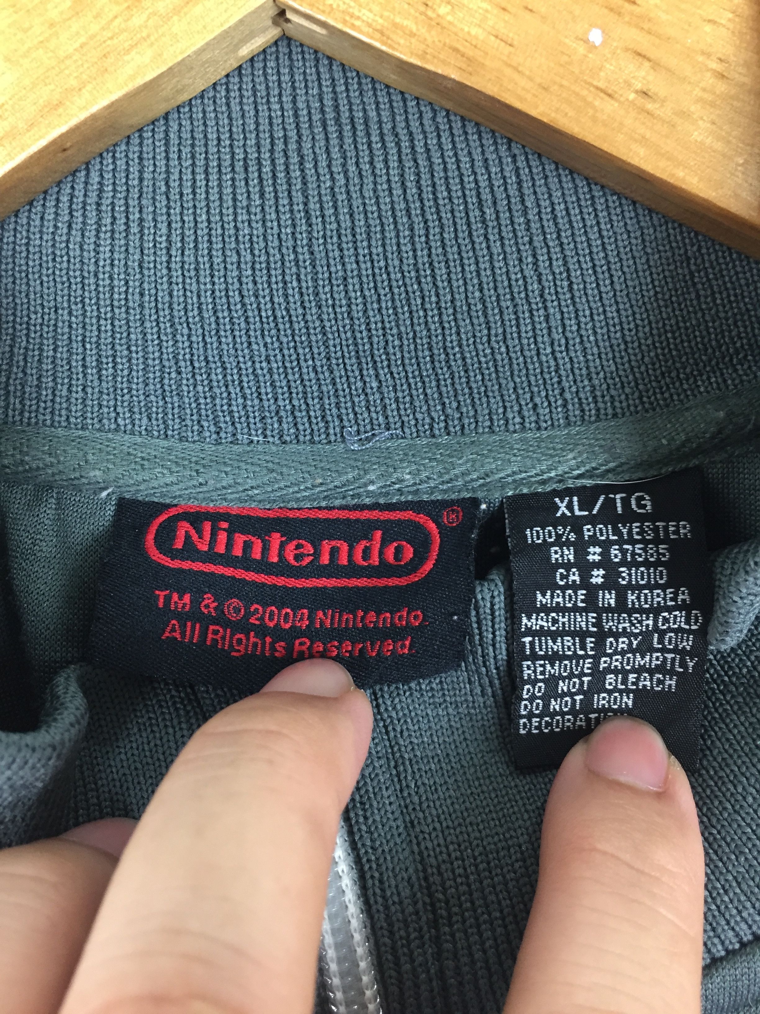 Nintendo Vtg 2004 Nintendo spellout track jacket Size US XL / EU 56 / 4 - 11 Thumbnail