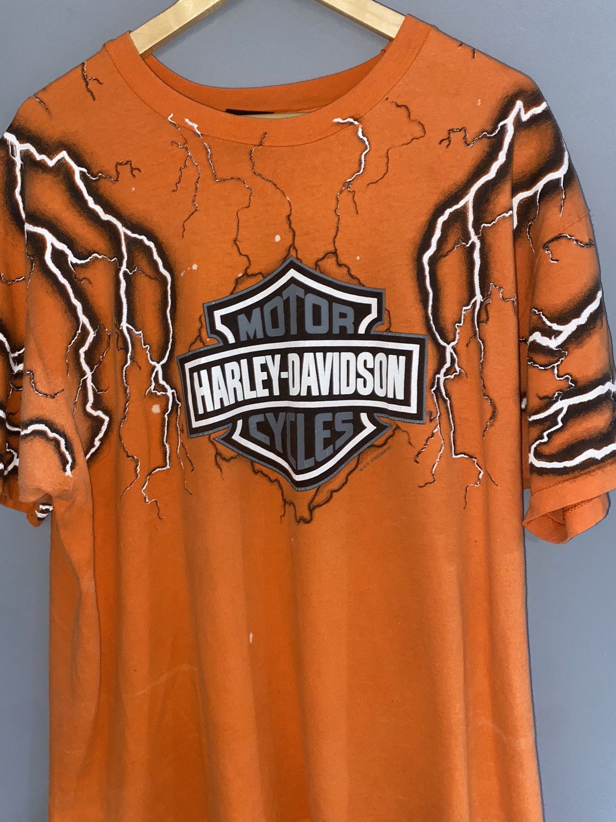 Vintage Harley Davidson lightning thunder shirt