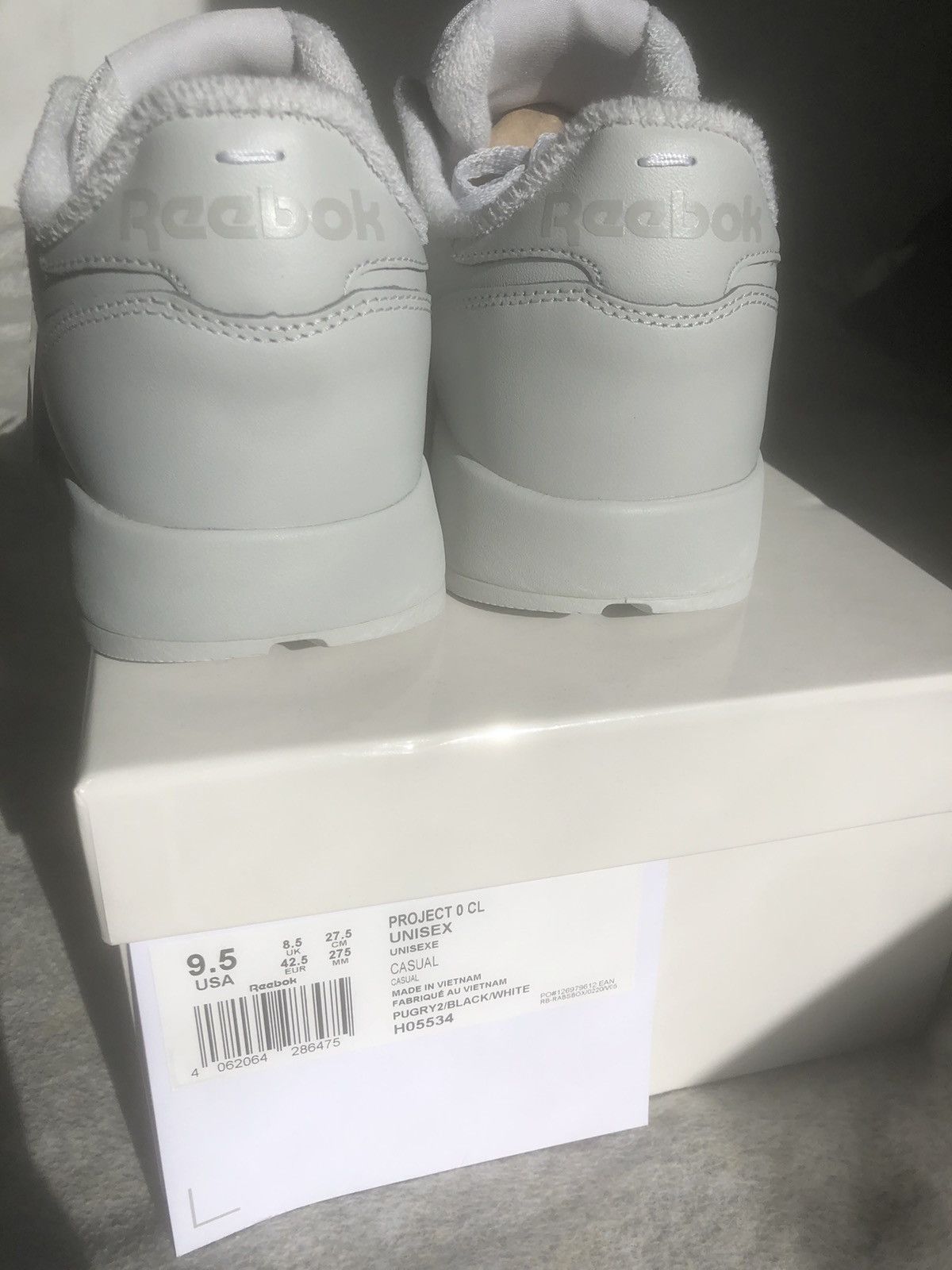 Maison Margiela × Reebok RARE🔥Maison Margiela x Reebok Classic Leather Tabi Grey 0 CL Size US 9.5 / EU 42-43 - 6 Thumbnail