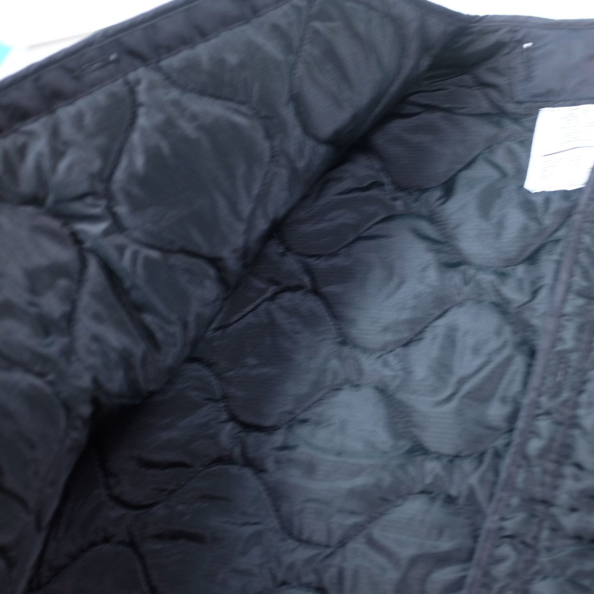 Vintage New Deadstock military jacket liner puffer jacket black Size US L / EU 52-54 / 3 - 4 Thumbnail