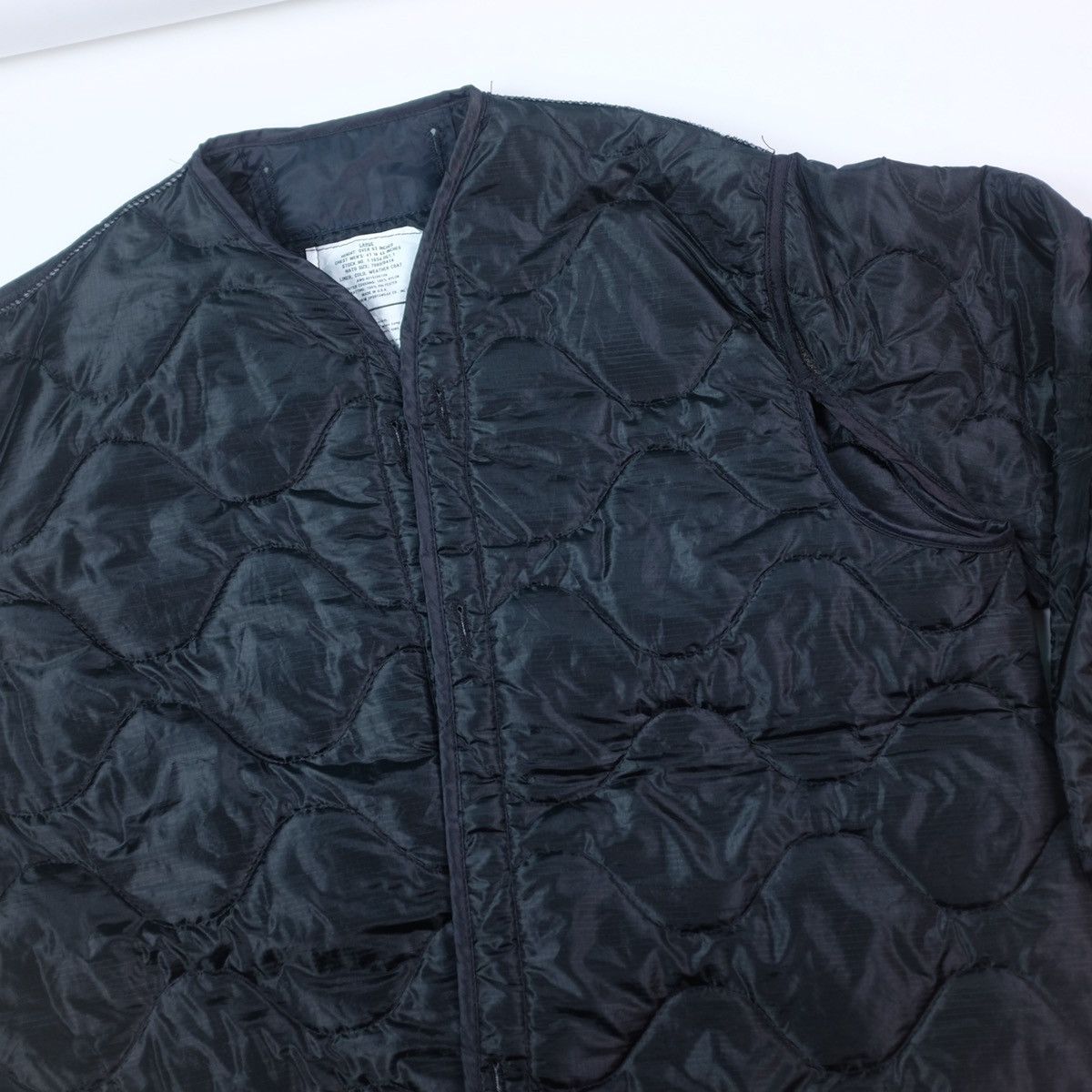 Vintage New Deadstock military jacket liner puffer jacket black Size US L / EU 52-54 / 3 - 2 Thumbnail