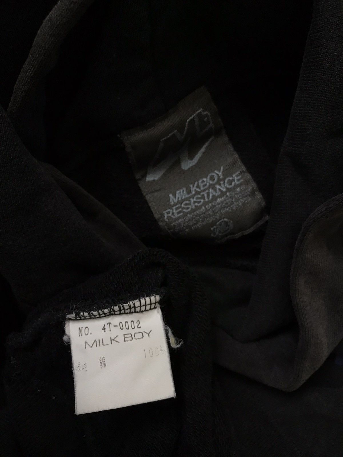 20471120 × Beauty Beast Rare 90s Milkboy Resistance EMBEE! Hoodie Size US XL / EU 56 / 4 - 9 Thumbnail