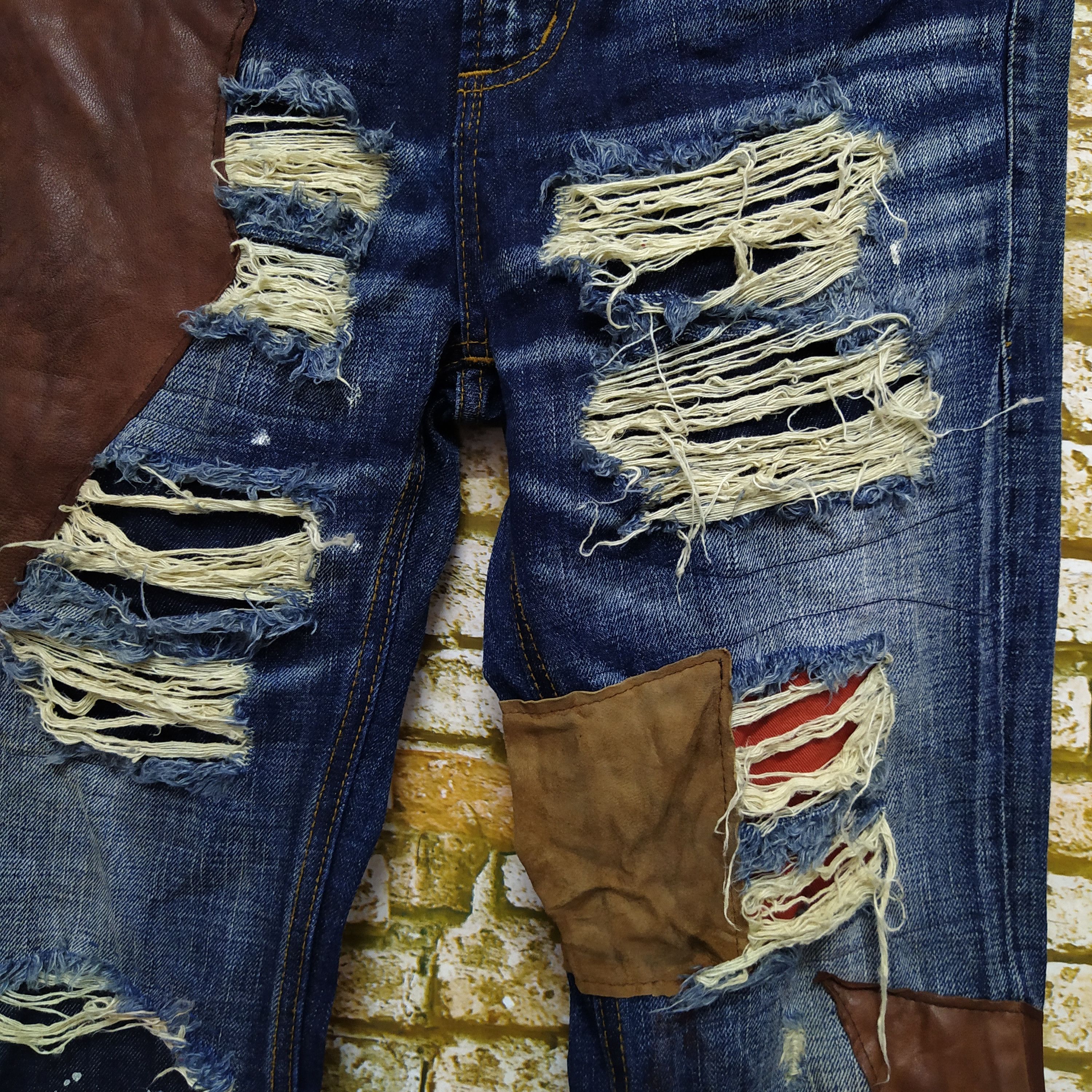 Japanese Brand BAP BOND & PEACE DENIM BORO LEATHER DISTRESSED DENIM (D212) Size US 30 / EU 46 - 3 Thumbnail