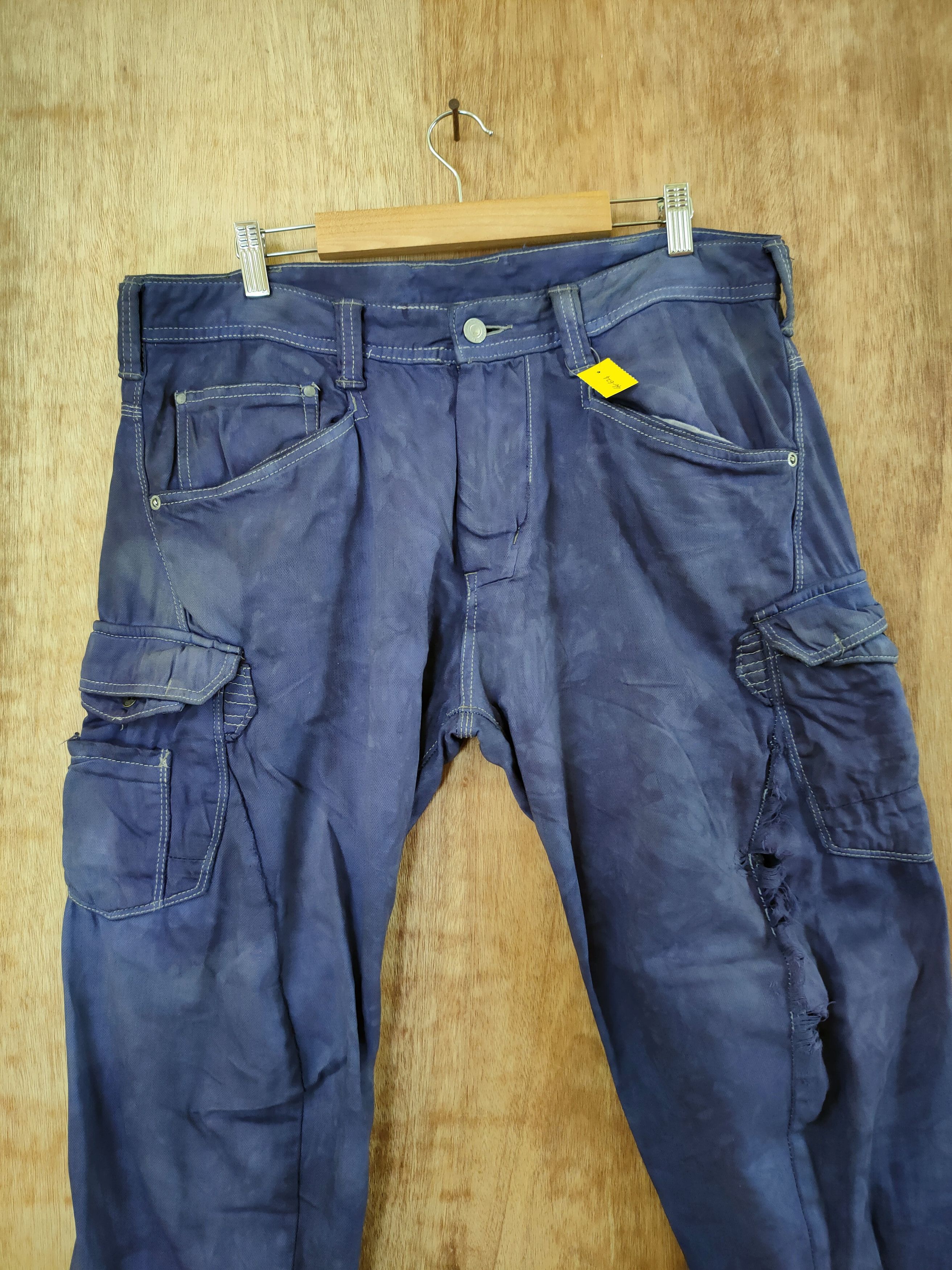 Japanese Brand DL Evenriver thrashed faded distressed cargo pants #46-624 Size 33" - 4 Thumbnail