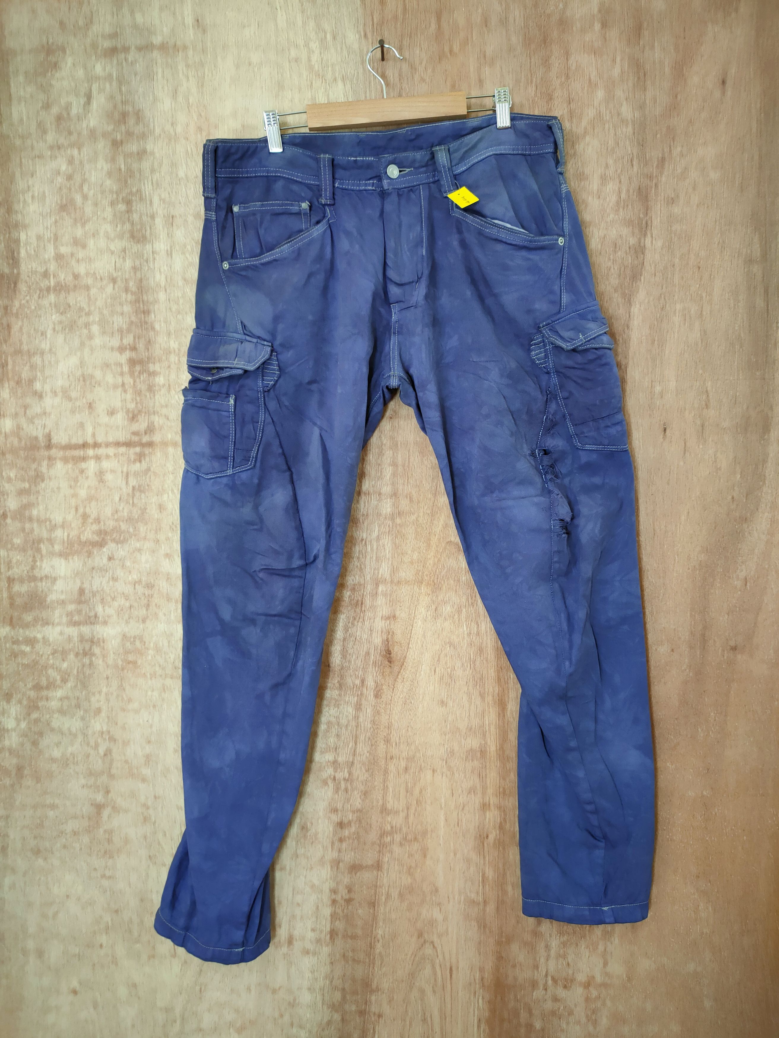 Japanese Brand DL Evenriver thrashed faded distressed cargo pants #46-624 Size 33" - 1 Thumbnail