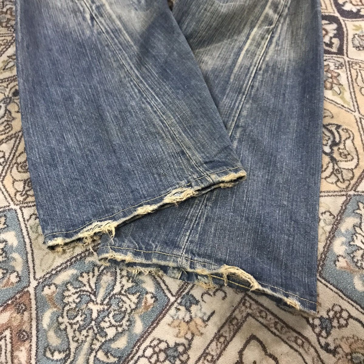 Levi's Levis Red Distressed Engineered Jeans J22174 Size US 30 / EU 46 - 23 Thumbnail