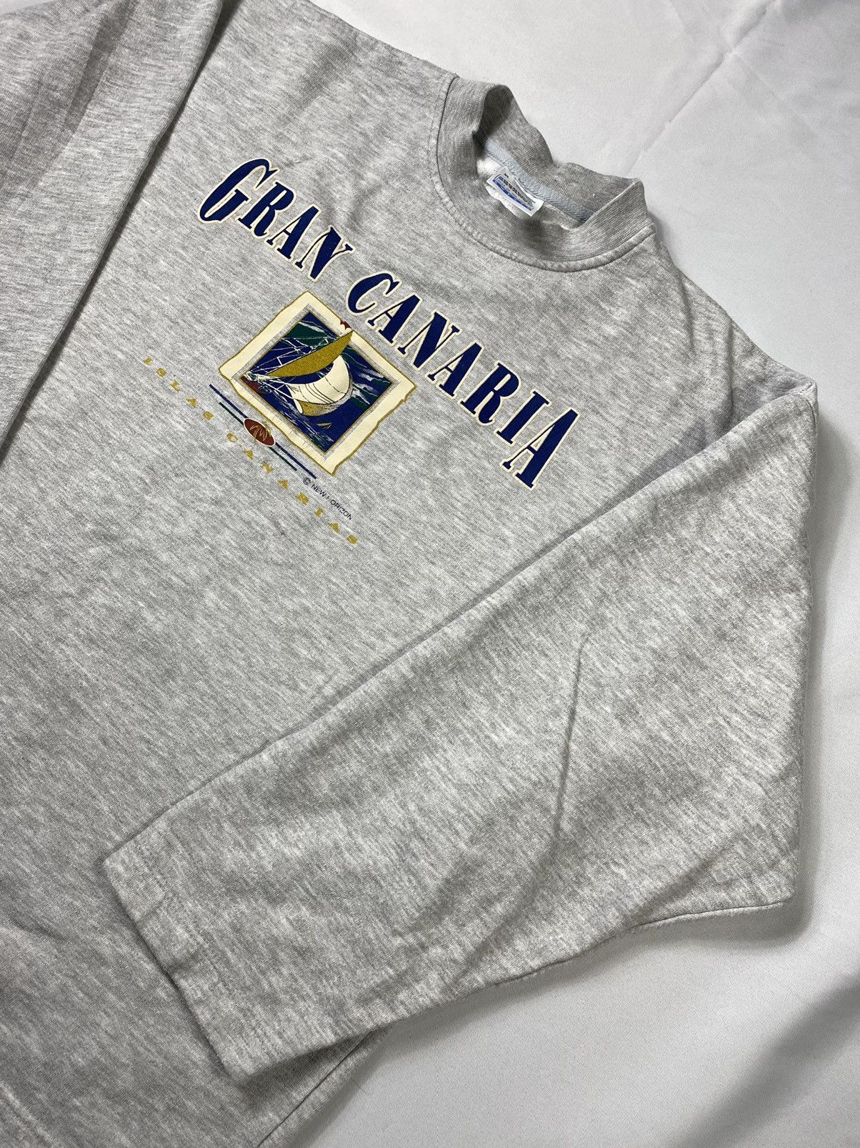 Vintage Vintage 90s Gran Canaria Grey Sweatshirt Screen Star Size US L / EU 52-54 / 3 - 1 Thumbnail