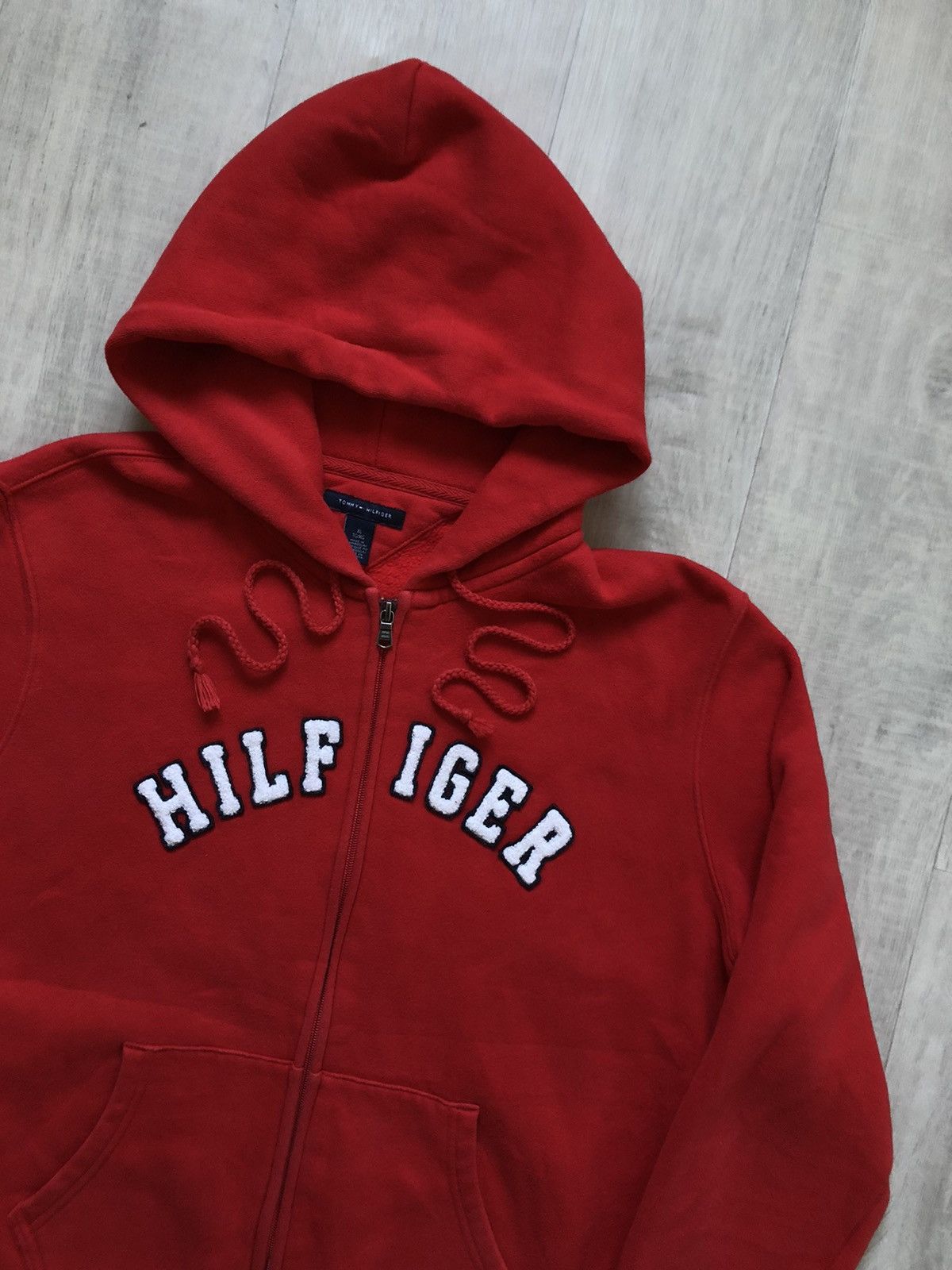 Tommy Hilfiger Vintage Tommy Hilfiger Hoodie Zip Up Big Logo Size S Size US S / EU 44-46 / 1 - 2 Thumbnail