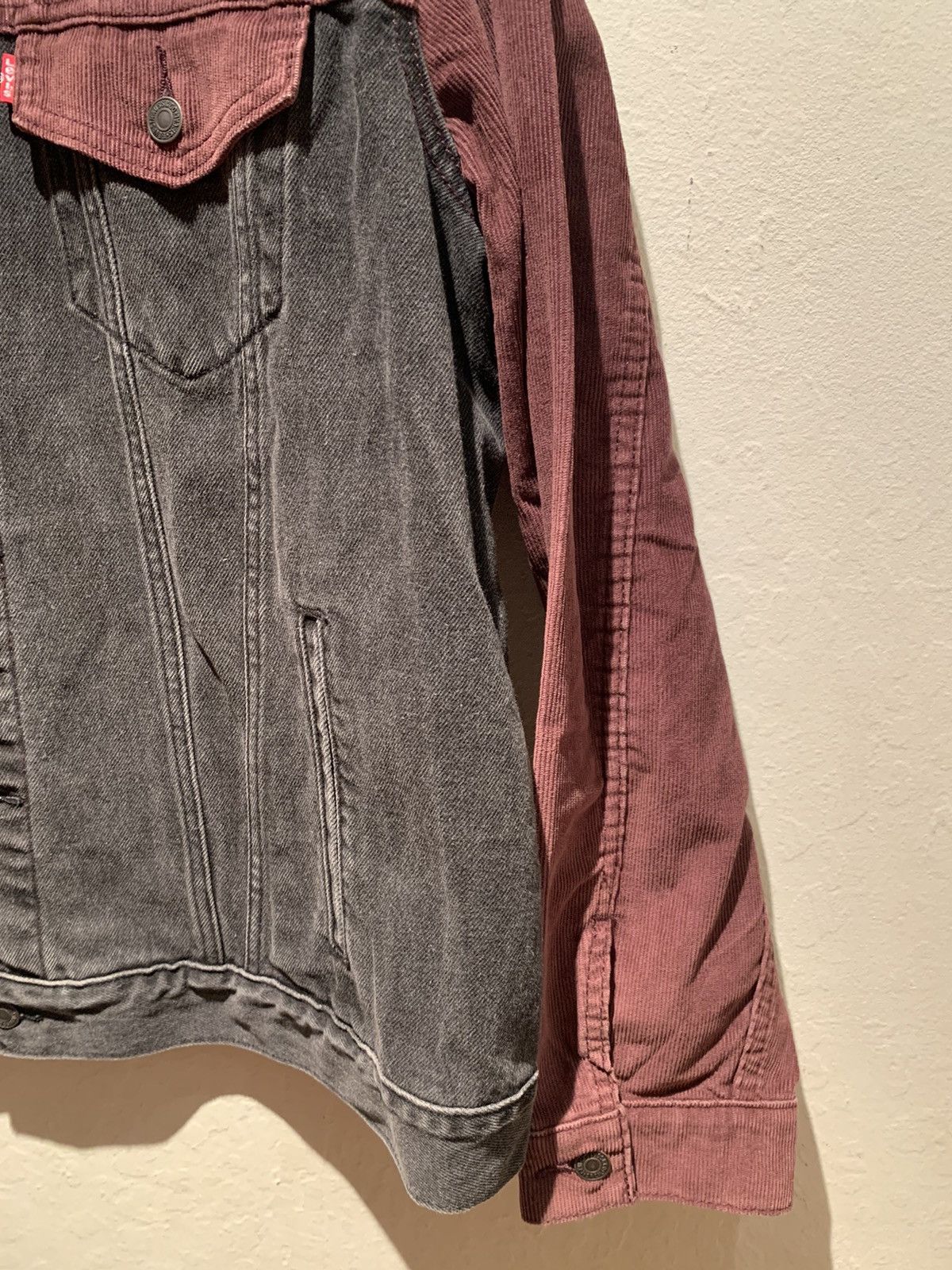 Levi's × Levi's Vintage Clothing *RARE* New Levi’s Red Corduroy Black Denim Jacket - XL Size US XL / EU 56 / 4 - 4 Thumbnail