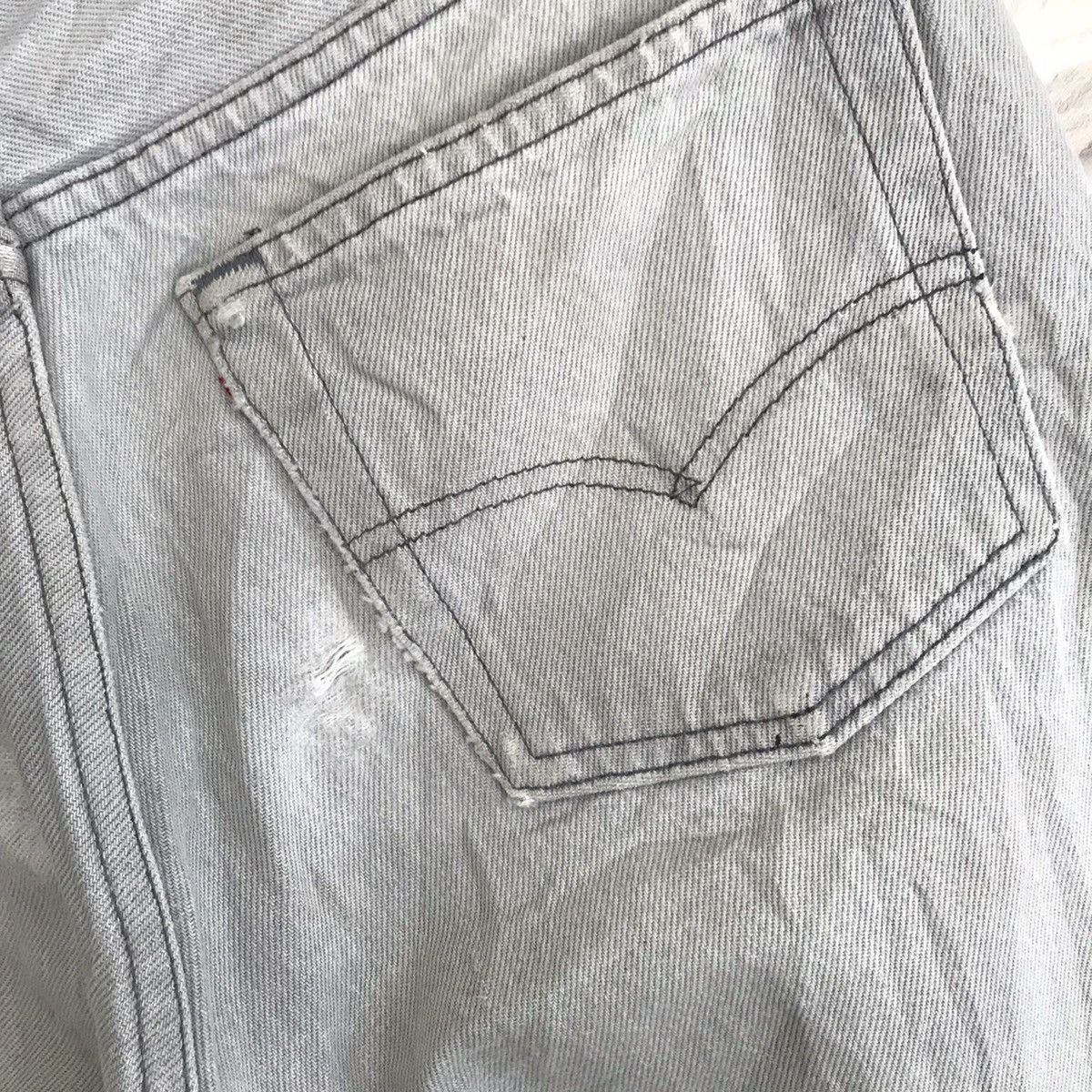 Levi's Vintage 80s Levis 501 Distressed Silver Faded Made in USA Size US 28 / EU 44 - 11 Thumbnail