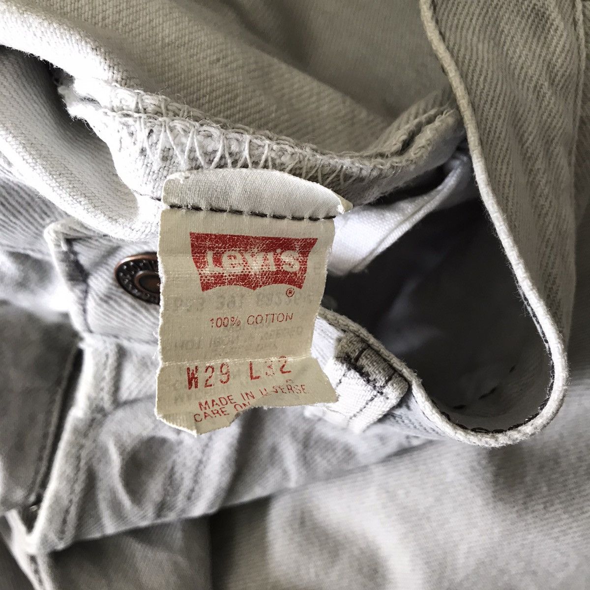 Levi's Vintage 80s Levis 501 Distressed Silver Faded Made in USA Size US 28 / EU 44 - 16 Thumbnail