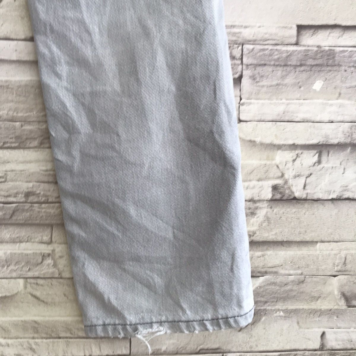 Levi's Vintage 80s Levis 501 Distressed Silver Faded Made in USA Size US 28 / EU 44 - 14 Thumbnail
