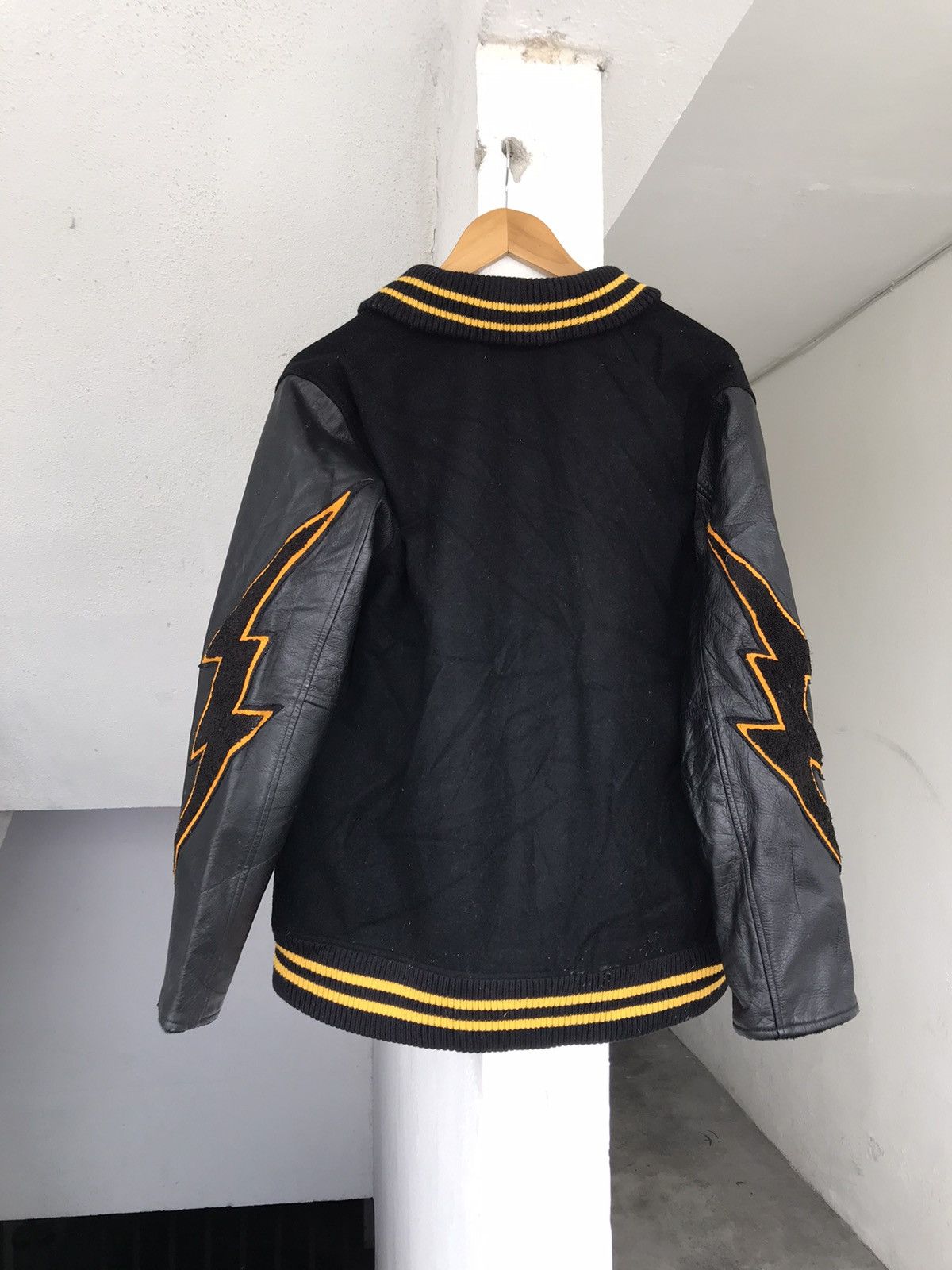 20471120 × Beauty Beast × WHIZ LIMITED AW05 Lightning Varsity Jacket from Whiz Limited Size US L / EU 52-54 / 3 - 12 Thumbnail