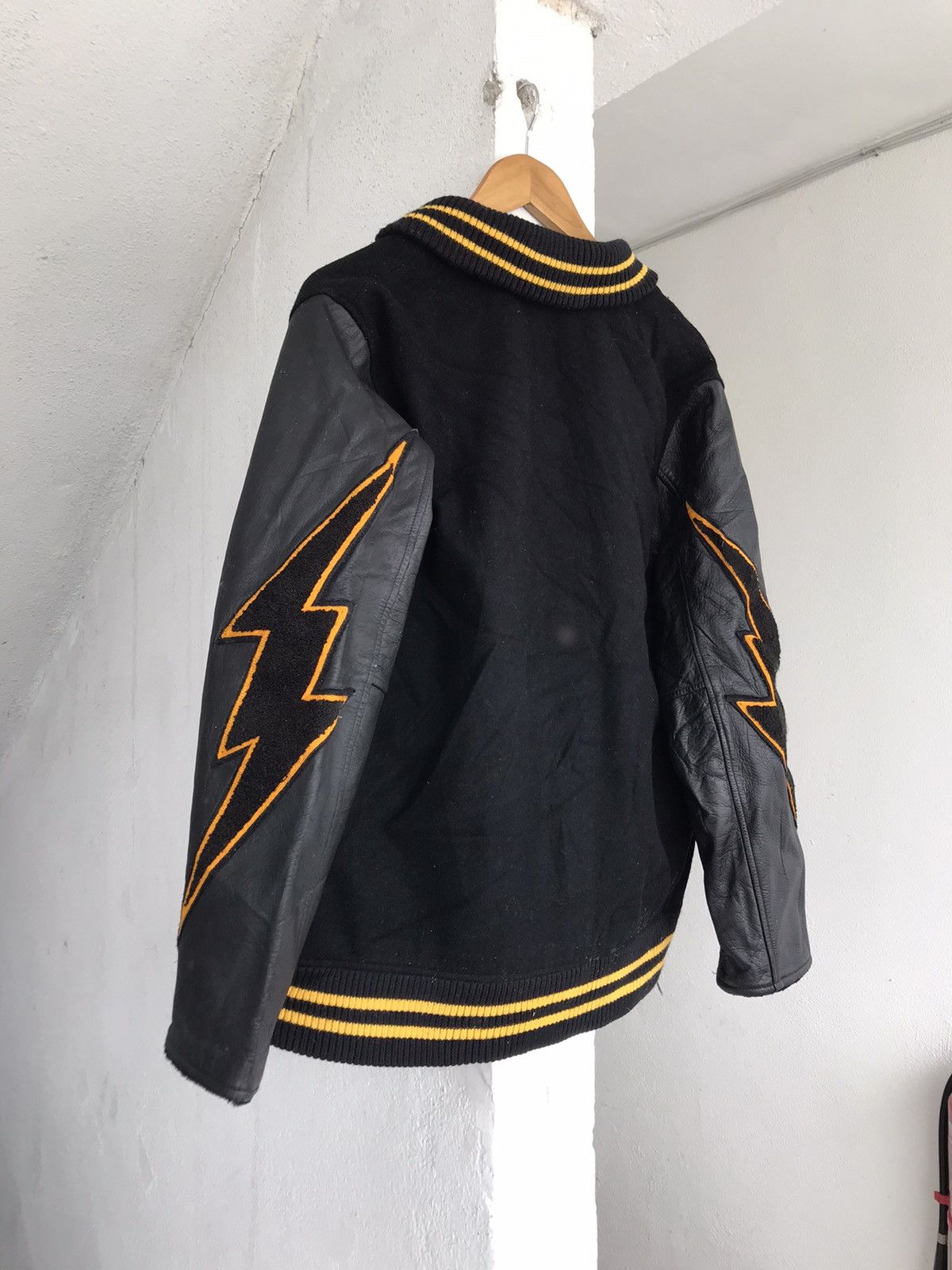 20471120 × Beauty Beast × WHIZ LIMITED AW05 Lightning Varsity Jacket from Whiz Limited Size US L / EU 52-54 / 3 - 13 Thumbnail