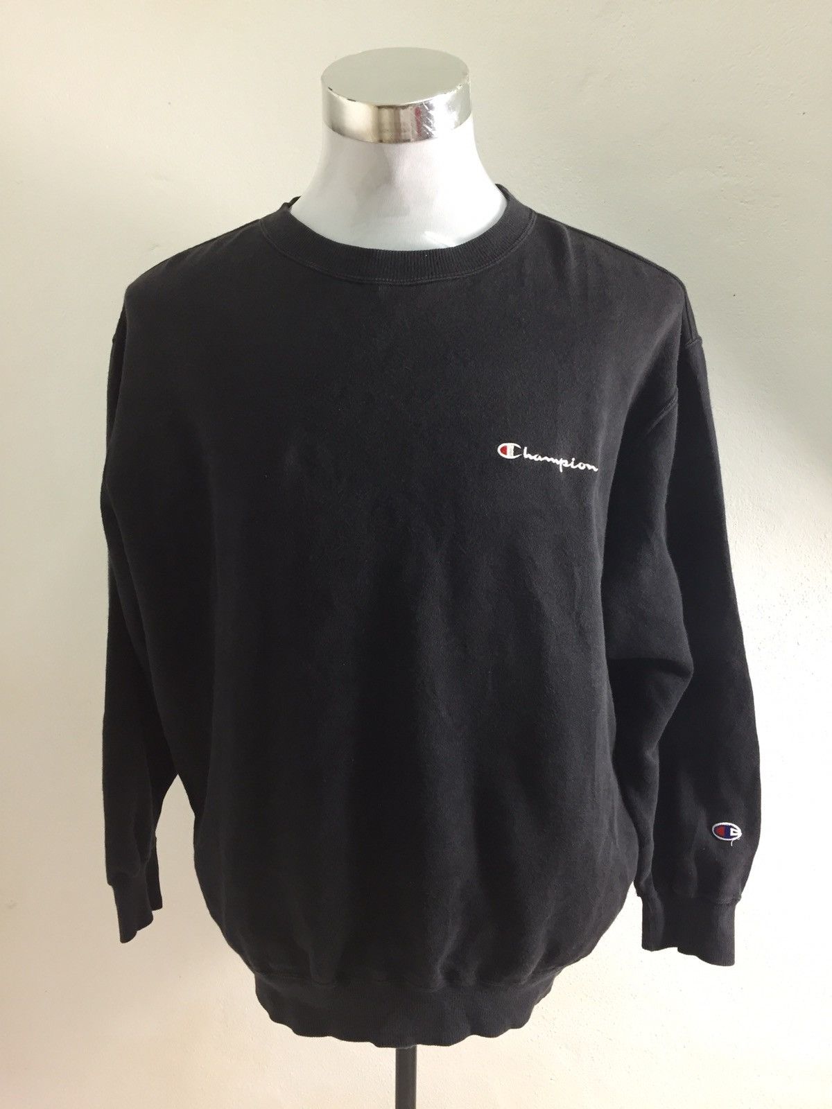 Champion × Vintage Vintage Champion Small Logo Sweatshirt Size US XL / EU 56 / 4 - 1 Thumbnail