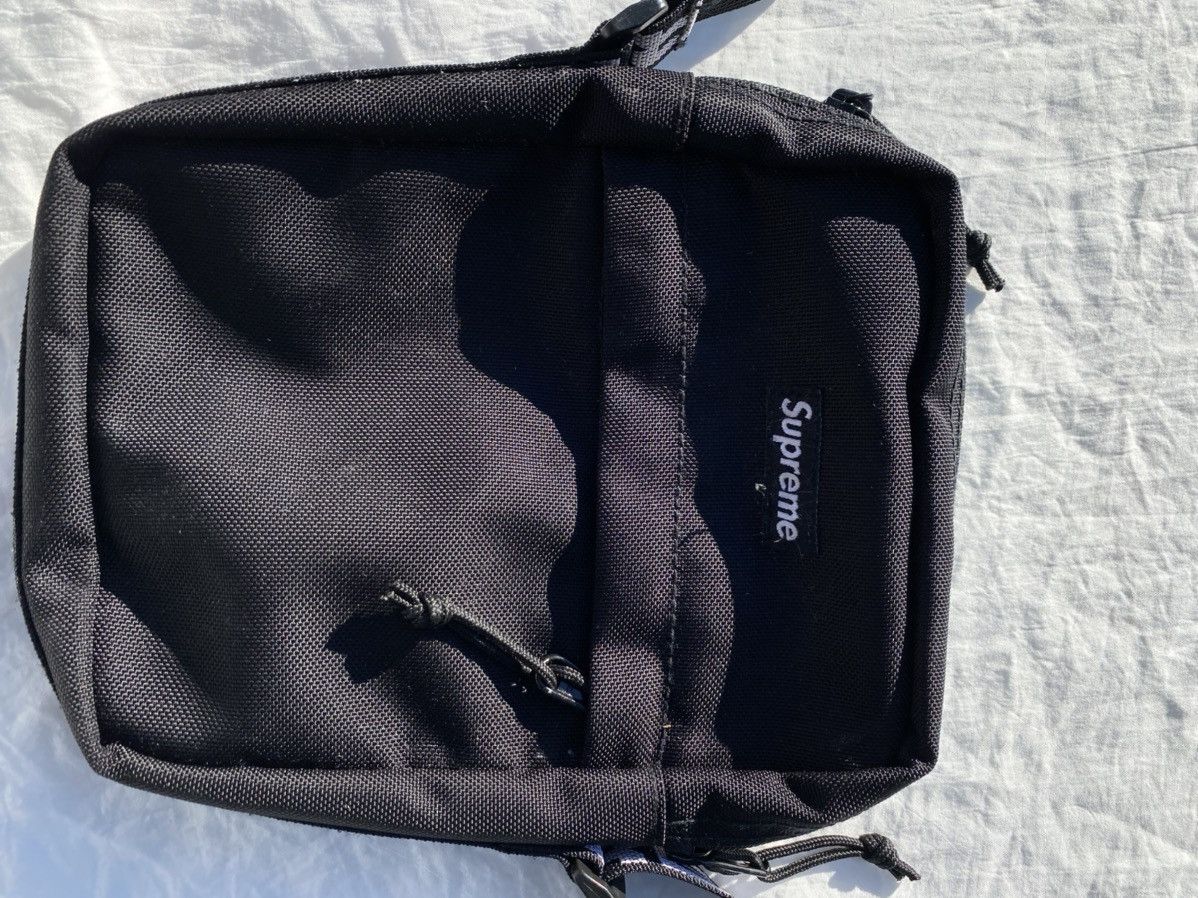 Supreme Supreme Shoulder Bag Size ONE SIZE - 2 Thumbnail