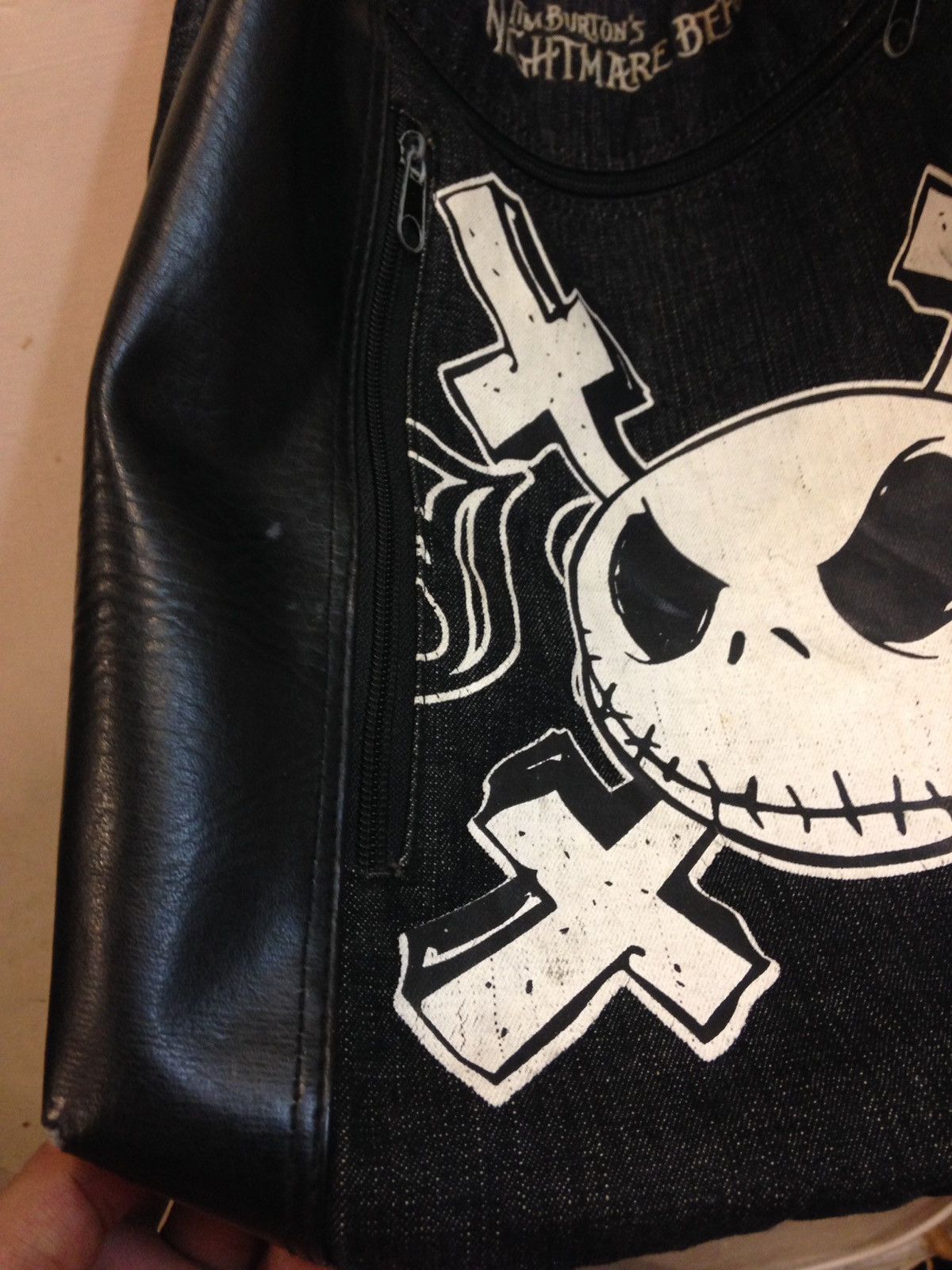Designer The Nightmare Before Christmas Sling Bag Denim Size ONE SIZE - 8 Thumbnail