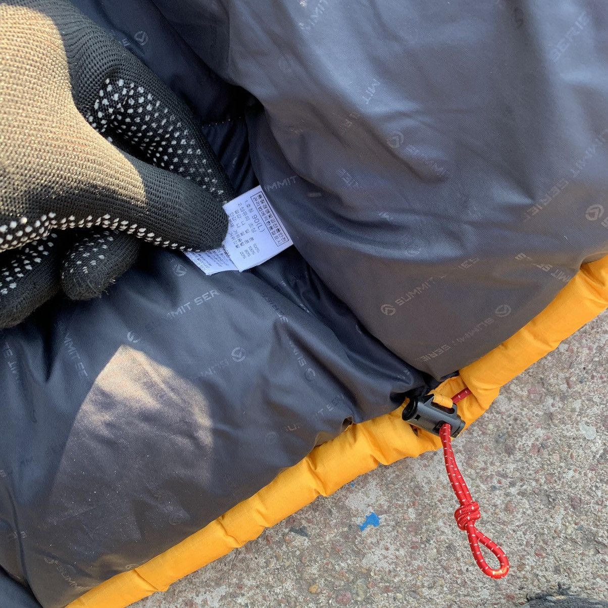 The North Face The North Face Vintage Puffer Nuptse Down Jacket 1990s Size US S / EU 44-46 / 1 - 14 Thumbnail