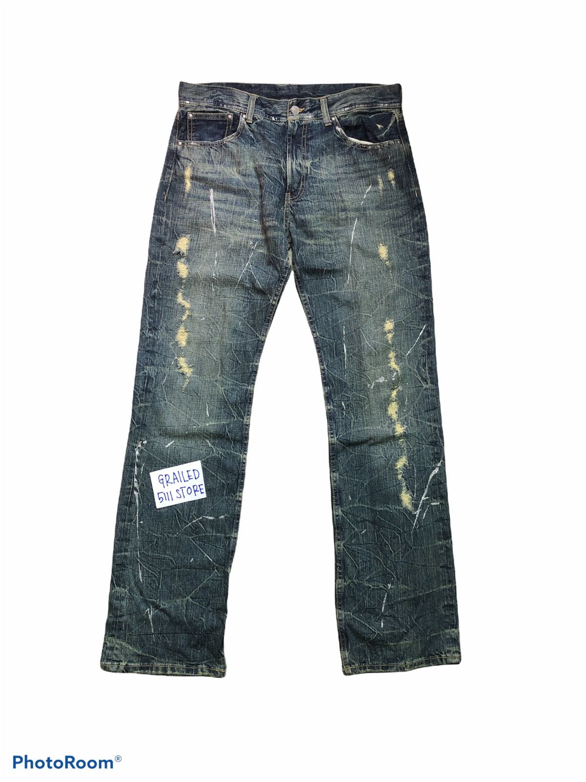 PAINTED DISTRESSED DENIM