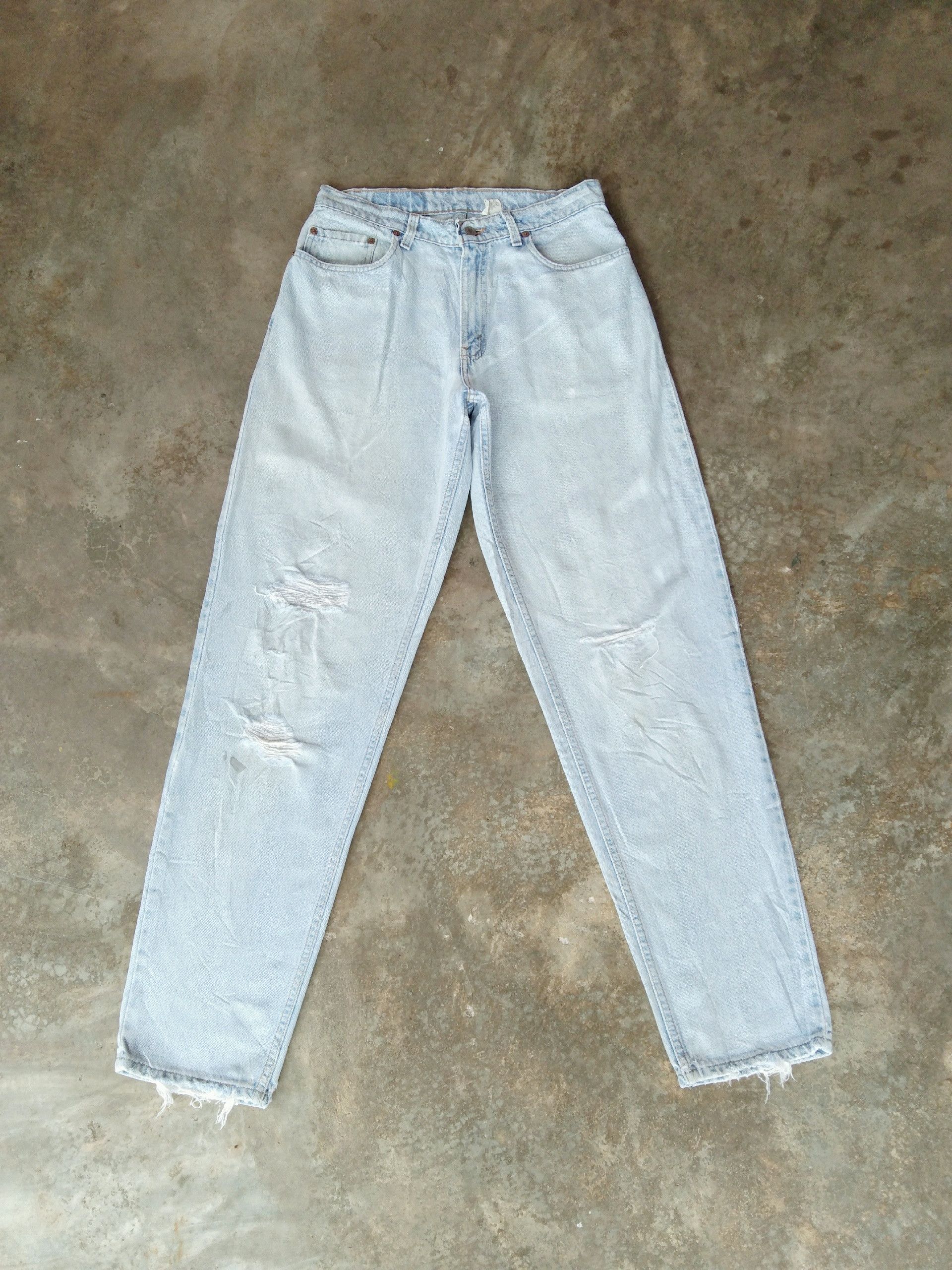 Vintage 90s Vintage Levi's Jeans 560 Made In USA Distressed 31x34 | Grailed