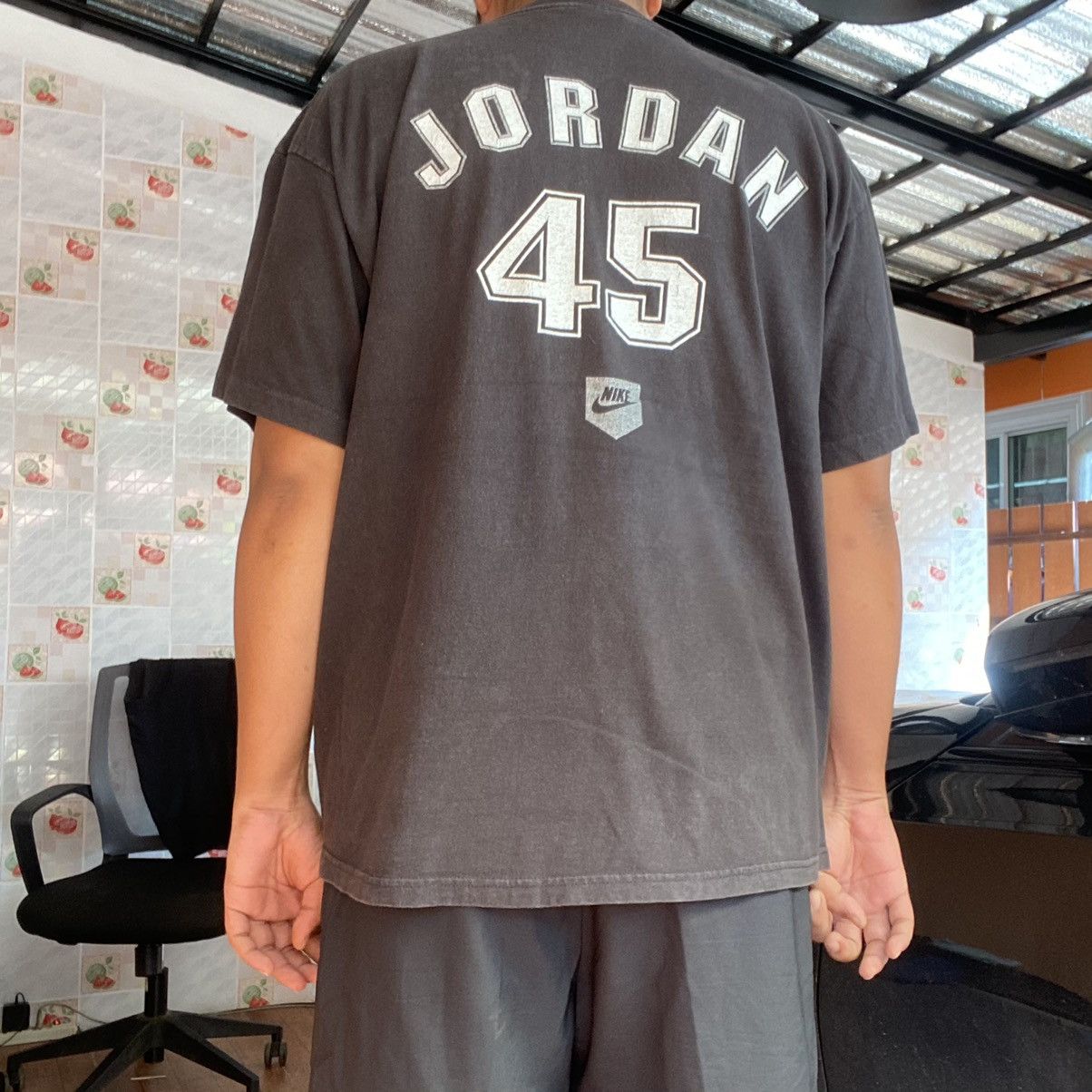 NBA × Nike Vintage 90s Jordan 45 Nike Gray Tag Size US XL / EU 56 / 4 - 1 Thumbnail