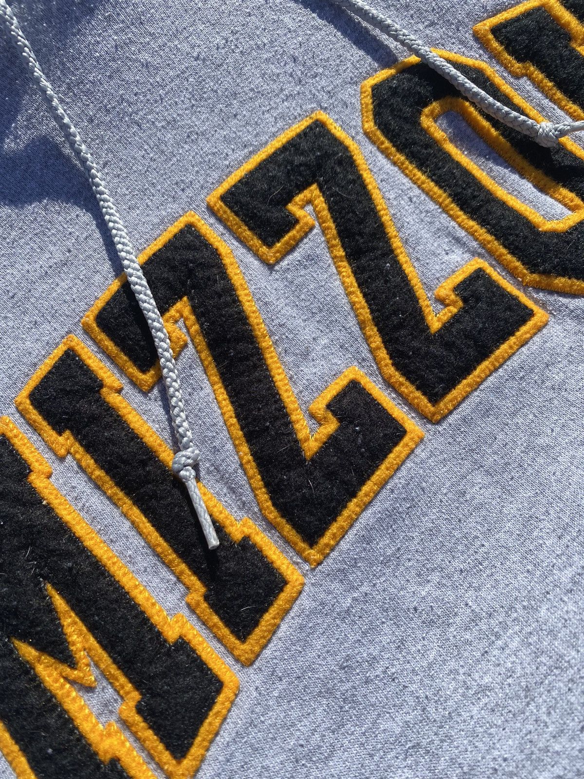 Champion Mizzou champion vintage hoodie Size US S / EU 44-46 / 1 - 2 Thumbnail