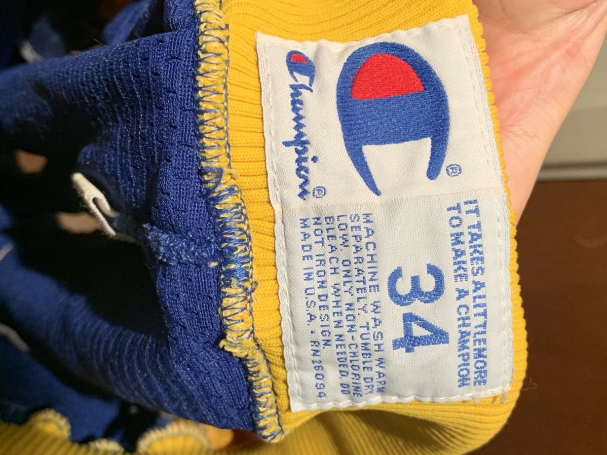Champion *RARE Vintage Champion Golden State Warriors Official Shorts Size US 30 / EU 46 - 6 Thumbnail