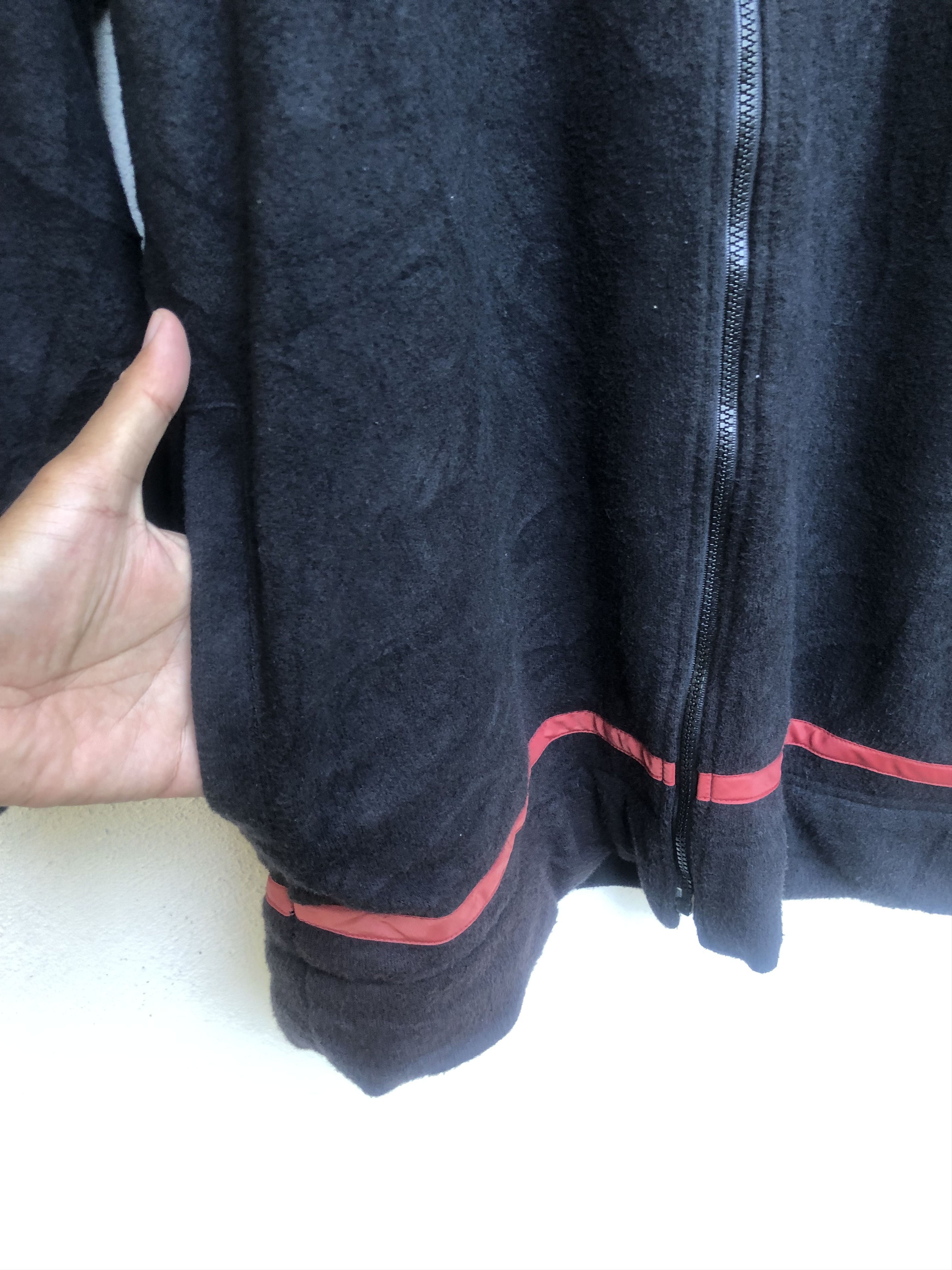 Japanese Brand Vintage Mickey Mouse Sports Designer Fashion Style Size US L / EU 52-54 / 3 - 7 Thumbnail