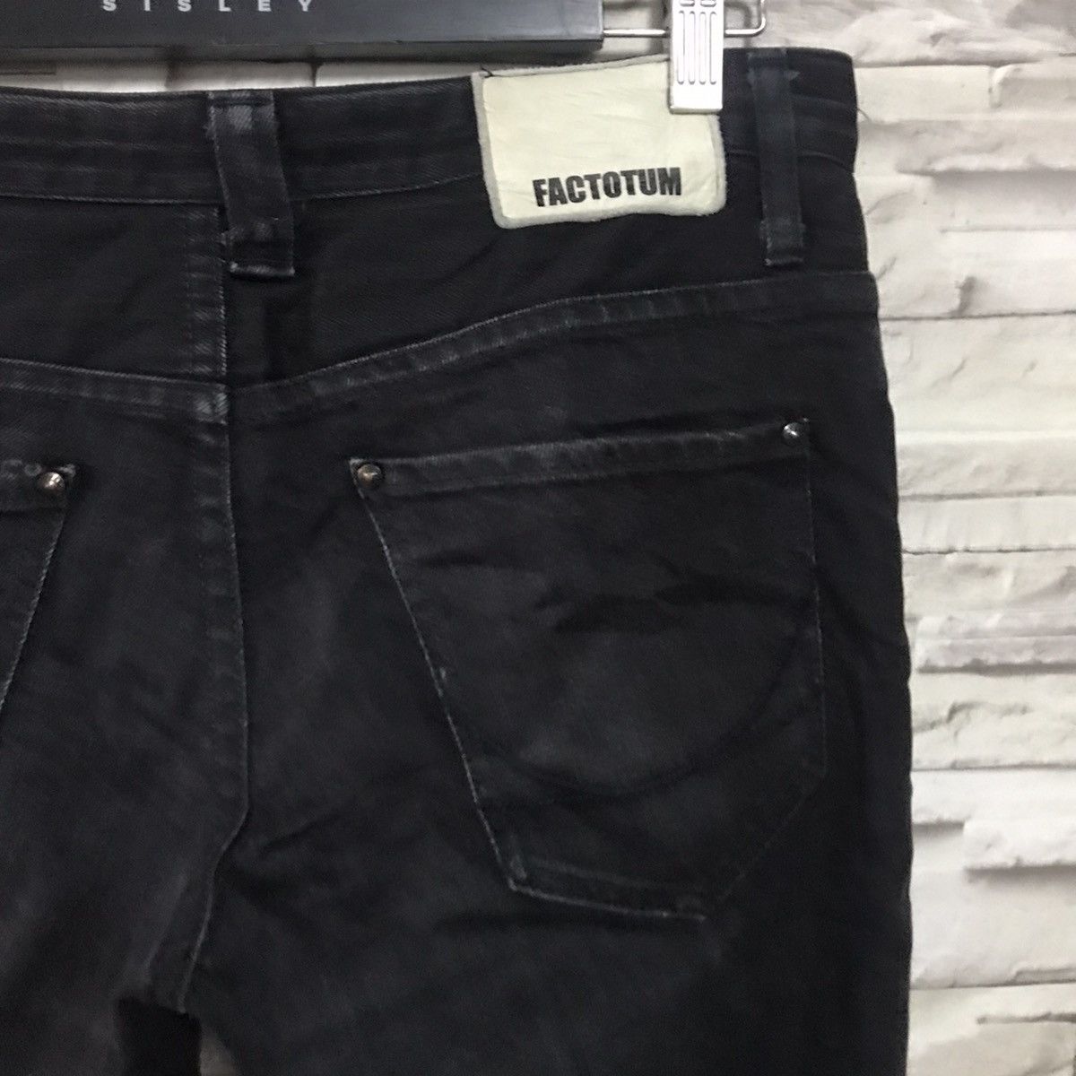 FACTOTUM Japanese Brand FACTOTUM Denim Skinny Low Rise Size US 30 / EU 46 - 10 Thumbnail