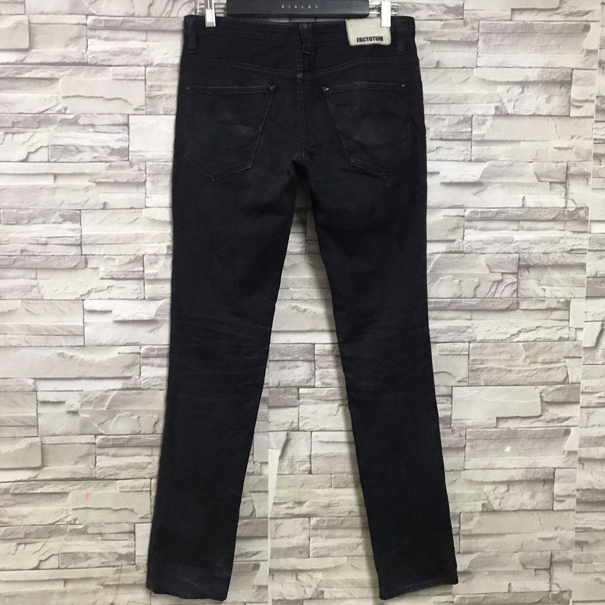 FACTOTUM Japanese Brand FACTOTUM Denim Skinny Low Rise Size US 30 / EU 46 - 7 Thumbnail