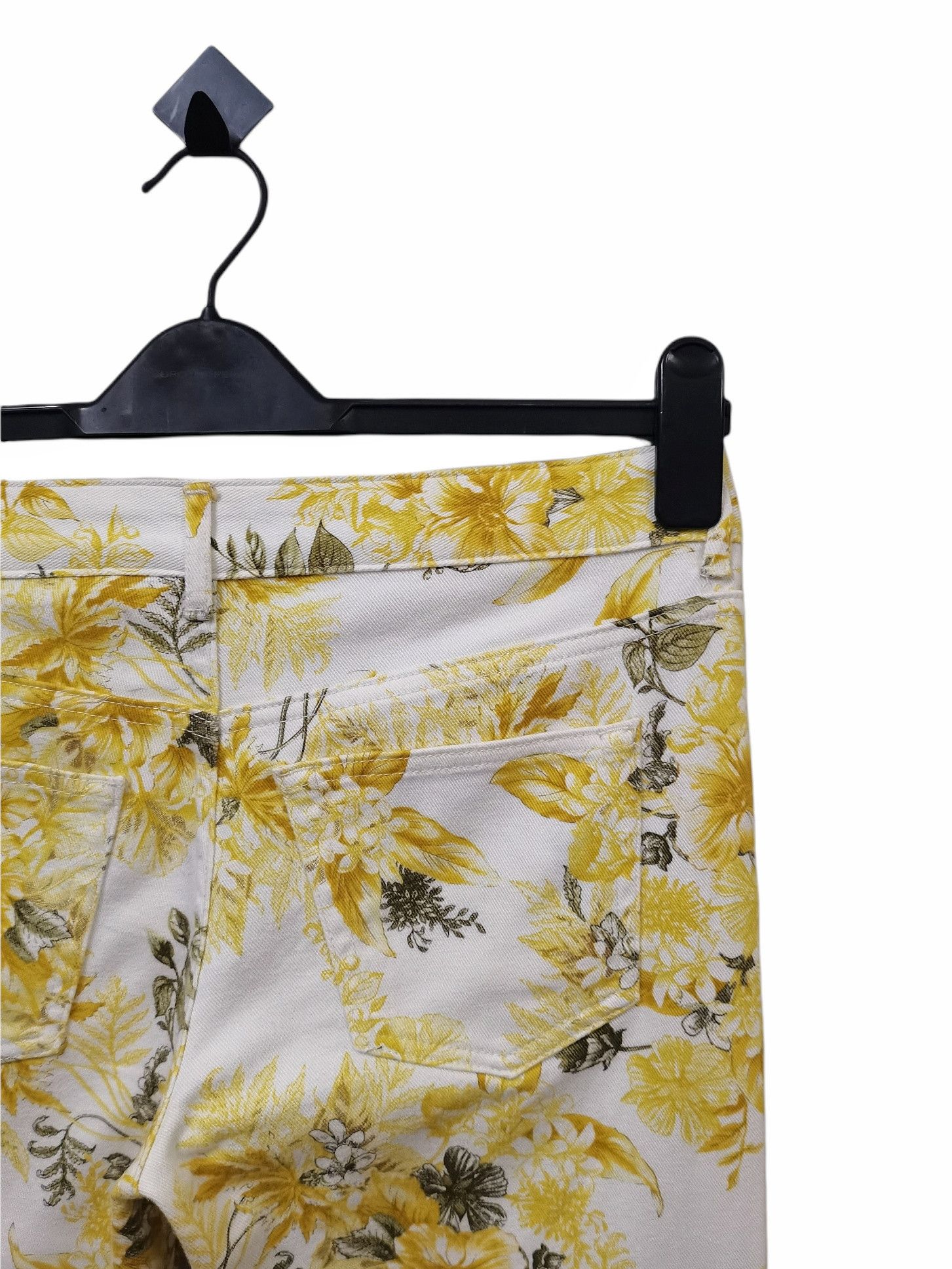 Art Comes First TOMORROWLAND Made in Japan Fullprint Floral Skinny Jeans Size US 31 - 15 Thumbnail