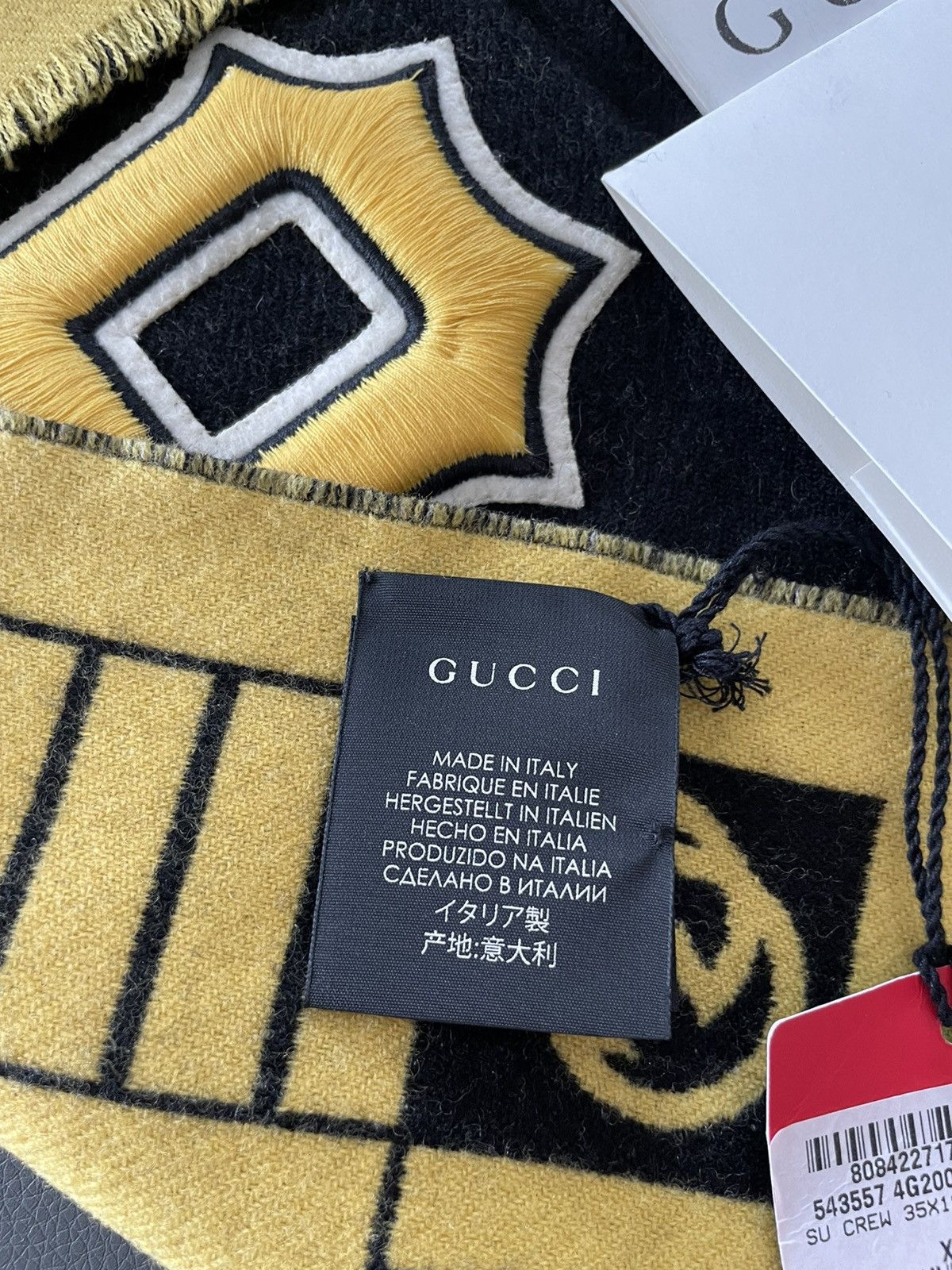 Gucci × MLB Super Limited Gucci x Pittsburgh Pirates Runway Scarf NEW Size ONE SIZE - 11 Thumbnail