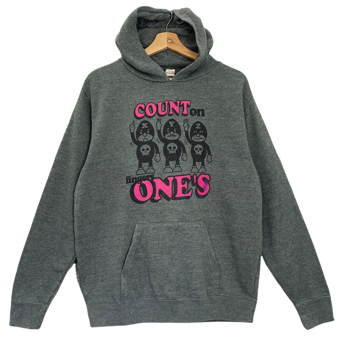 Anime Vintage Count on Finger One's Big Logo Hoodie Size M Size US M / EU 48-50 / 2 - 1 Thumbnail