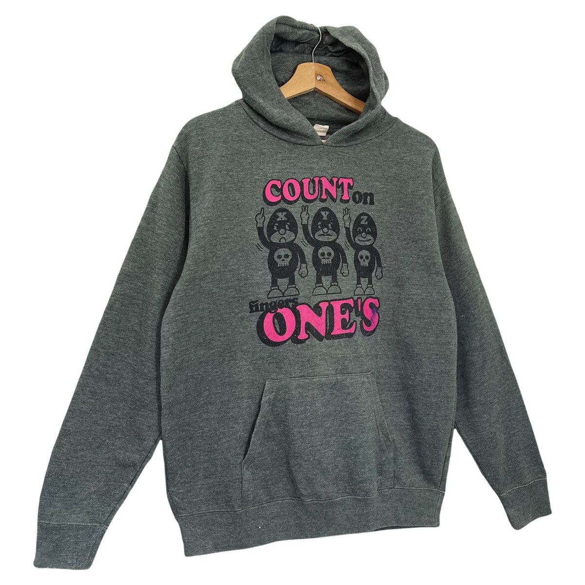 Anime Vintage Count on Finger One's Big Logo Hoodie Size M Size US M / EU 48-50 / 2 - 2 Thumbnail