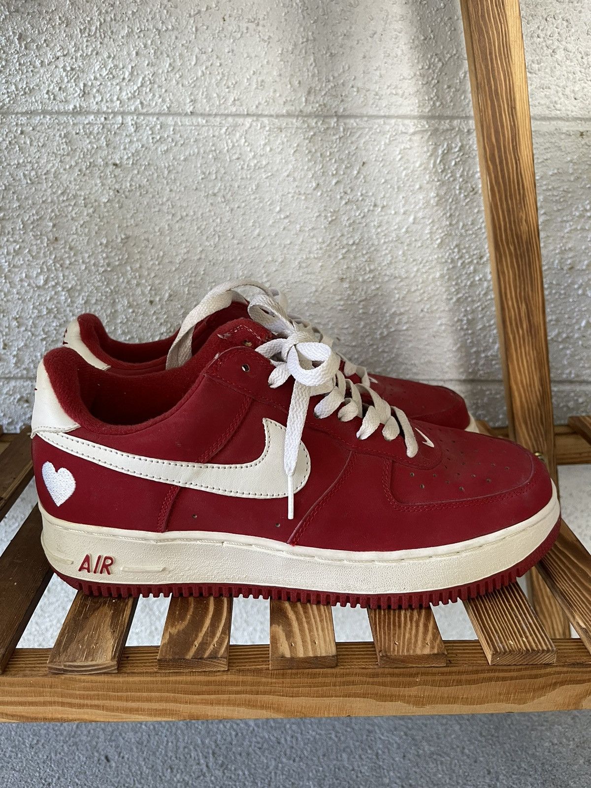 Nike air force hotsell 1 valentine's day 2003