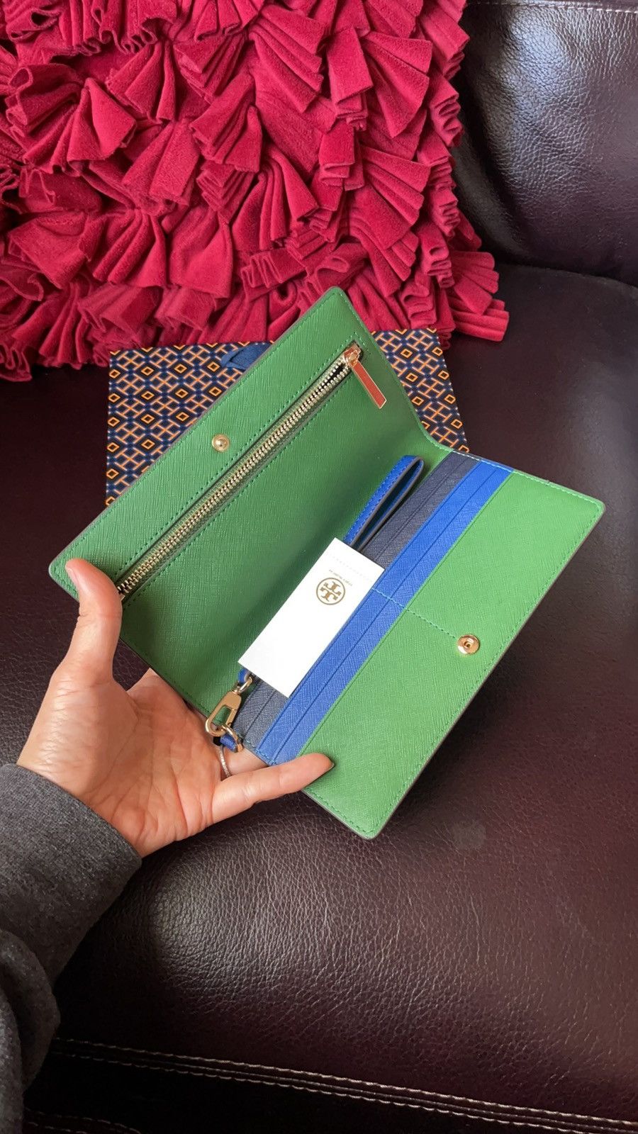 Tory Burch NWT Tory Burch Emerson Slim Wristlet Envelope Wallet $198 Size ONE SIZE - 3 Thumbnail
