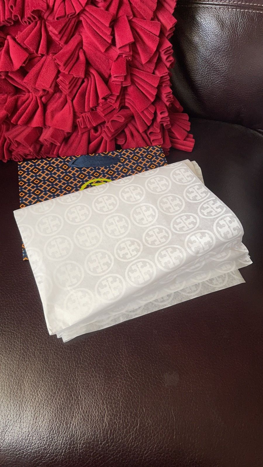 Tory Burch NWT Tory Burch Emerson Slim Wristlet Envelope Wallet $198 Size ONE SIZE - 8 Thumbnail