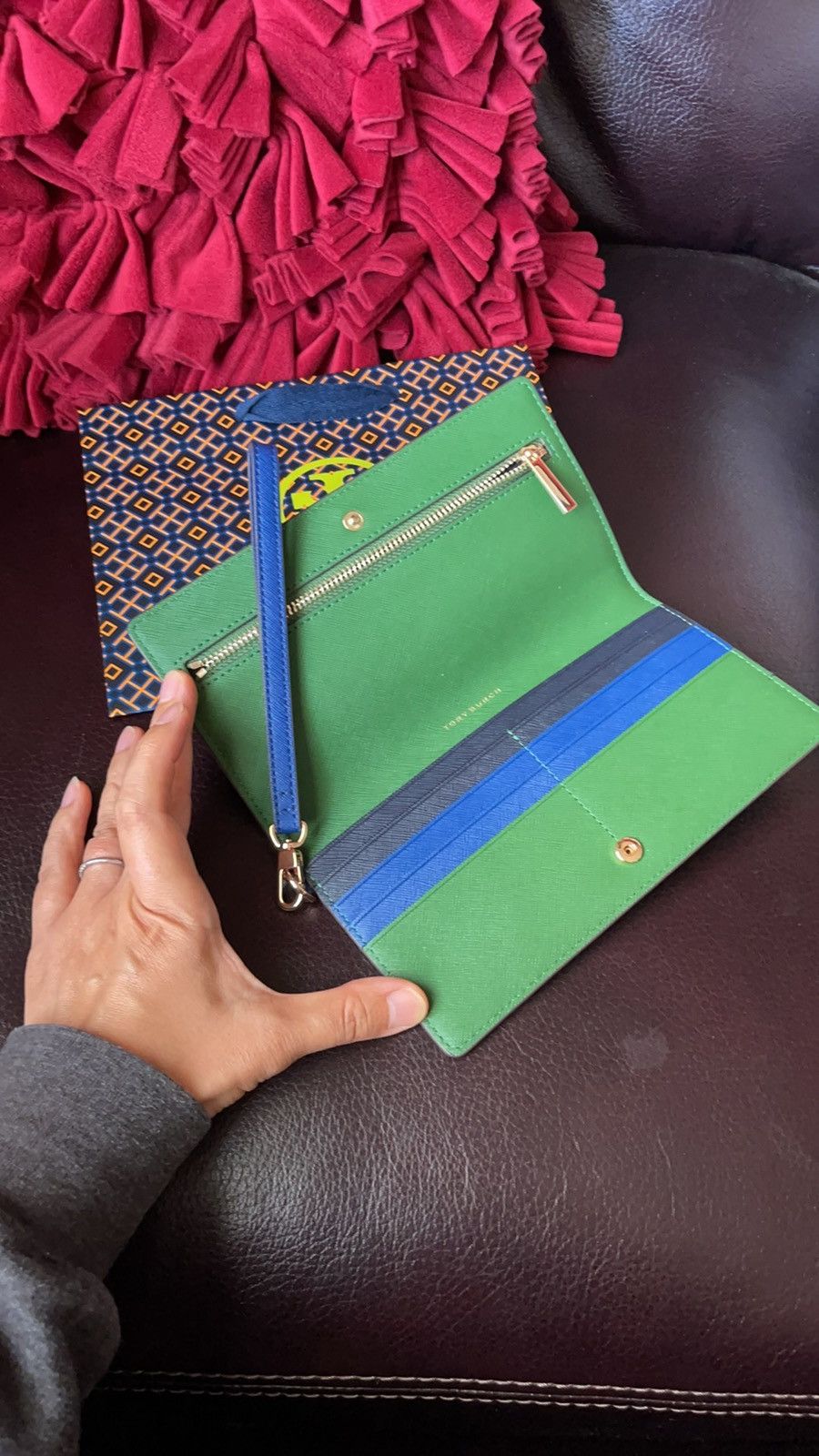 Tory Burch NWT Tory Burch Emerson Slim Wristlet Envelope Wallet $198 Size ONE SIZE - 6 Thumbnail