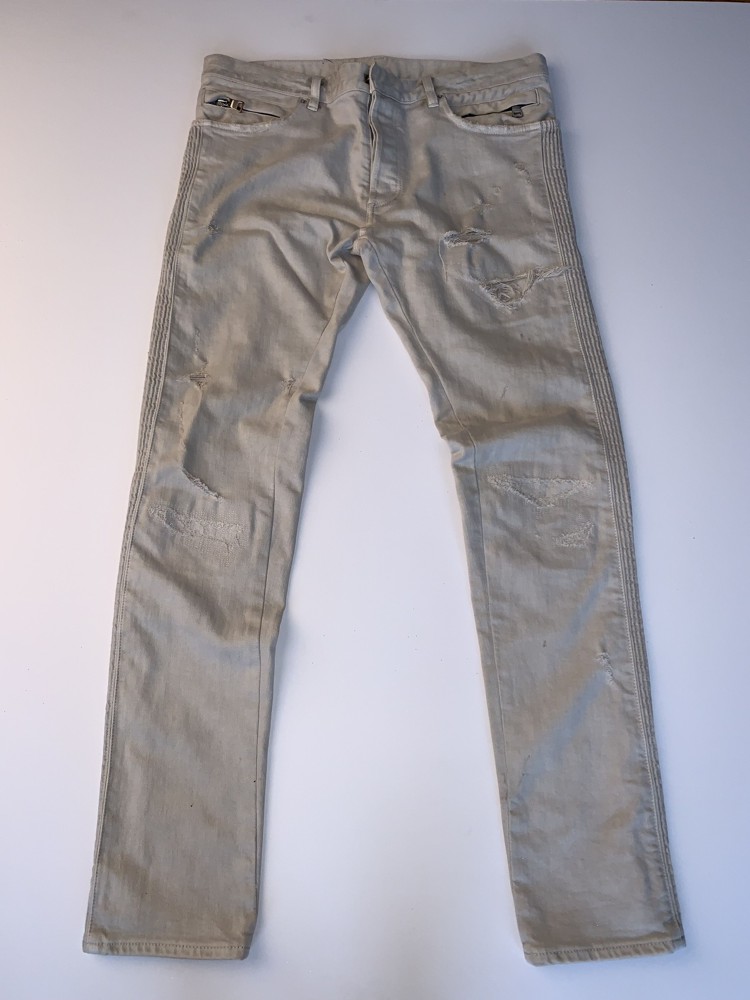 Balmain Off white ripped denim jeans Size US 34 / EU 50 - 2 Thumbnail