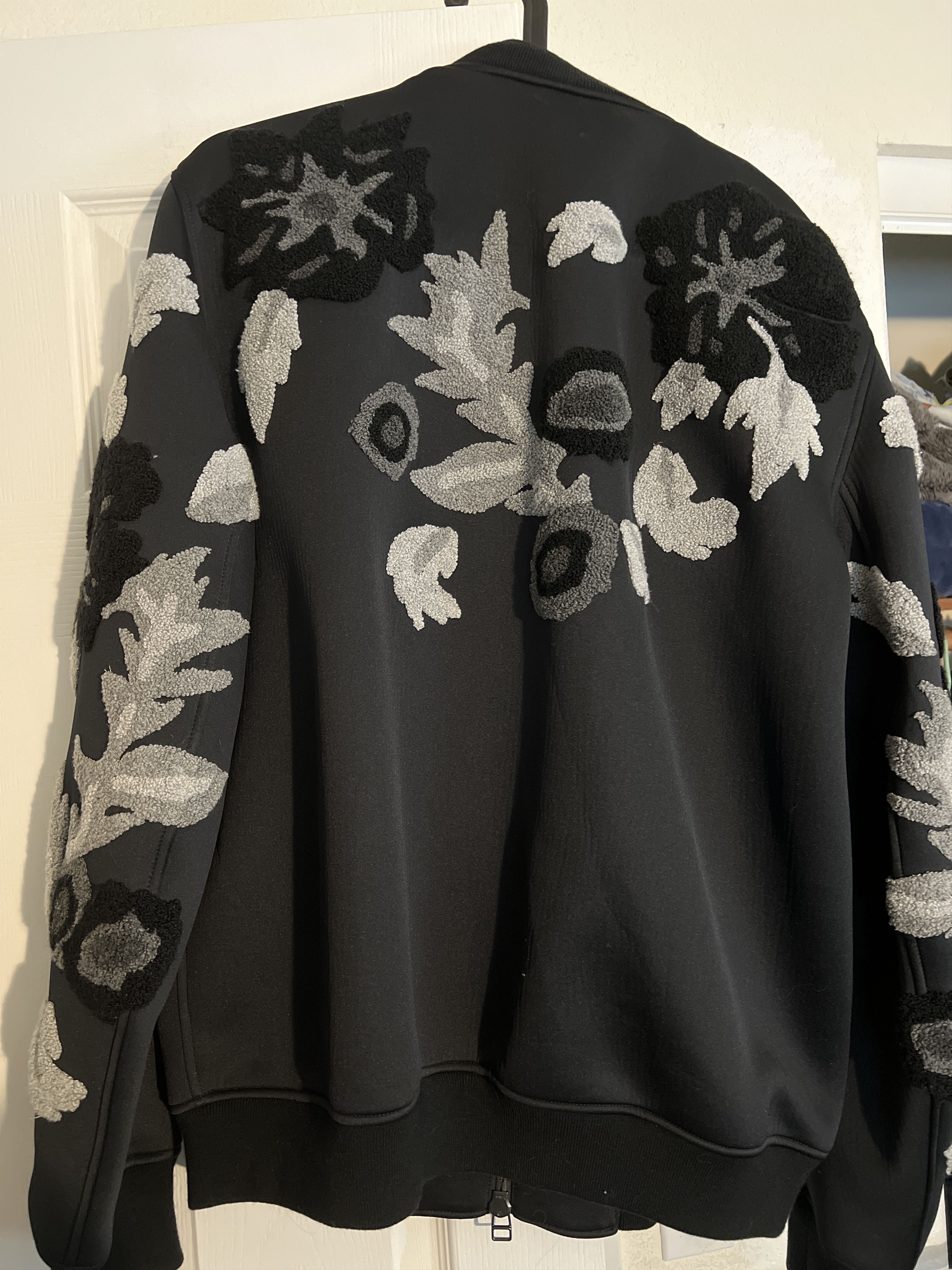 美品3.1 Phillip Lim フラワー刺繍 ジャケット 3.1 Phillip Lim Floral Embroidered Bomber Jacket - Blue