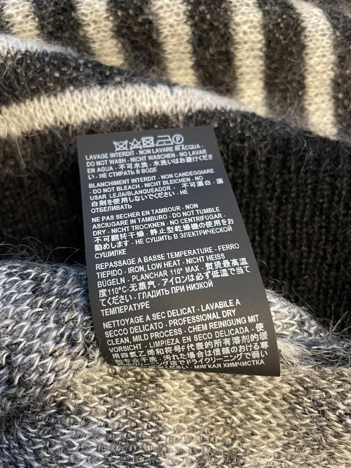 Saint Laurent Paris × Yves Saint Laurent Saint Laurent Limited Edition Classic Mohair Sweater Size US XL / EU 56 / 4 - 8 Thumbnail