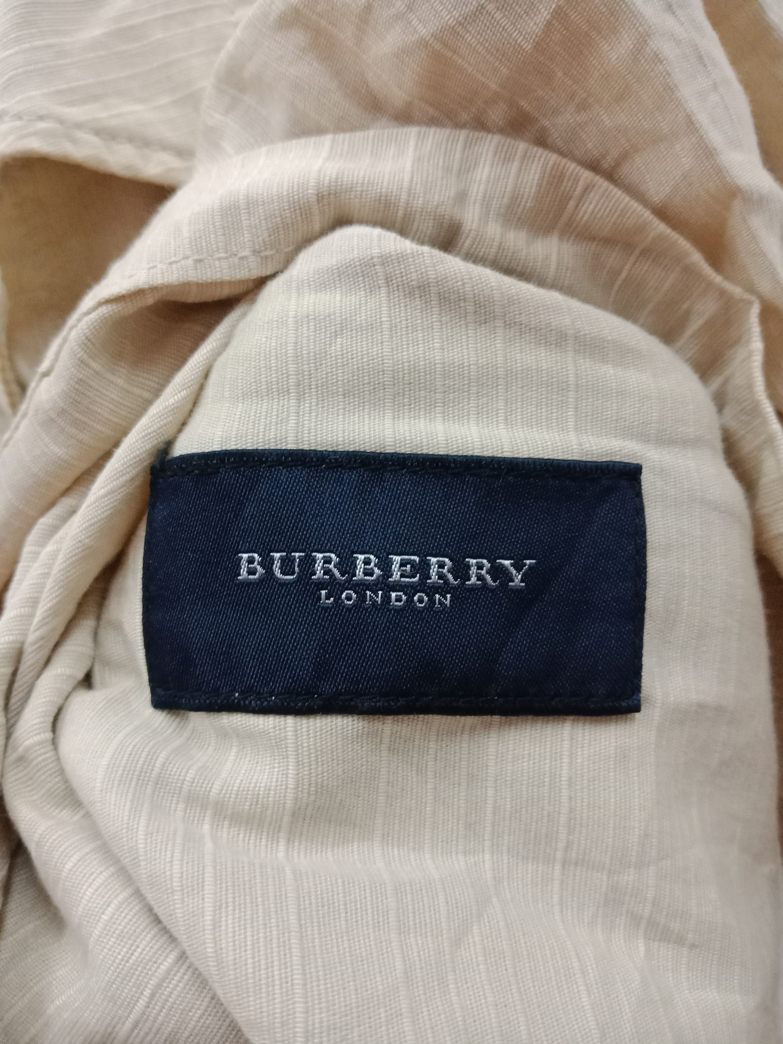Burberry Burberry London Nude Brown Size US M / EU 48-50 / 2 - 8 Thumbnail