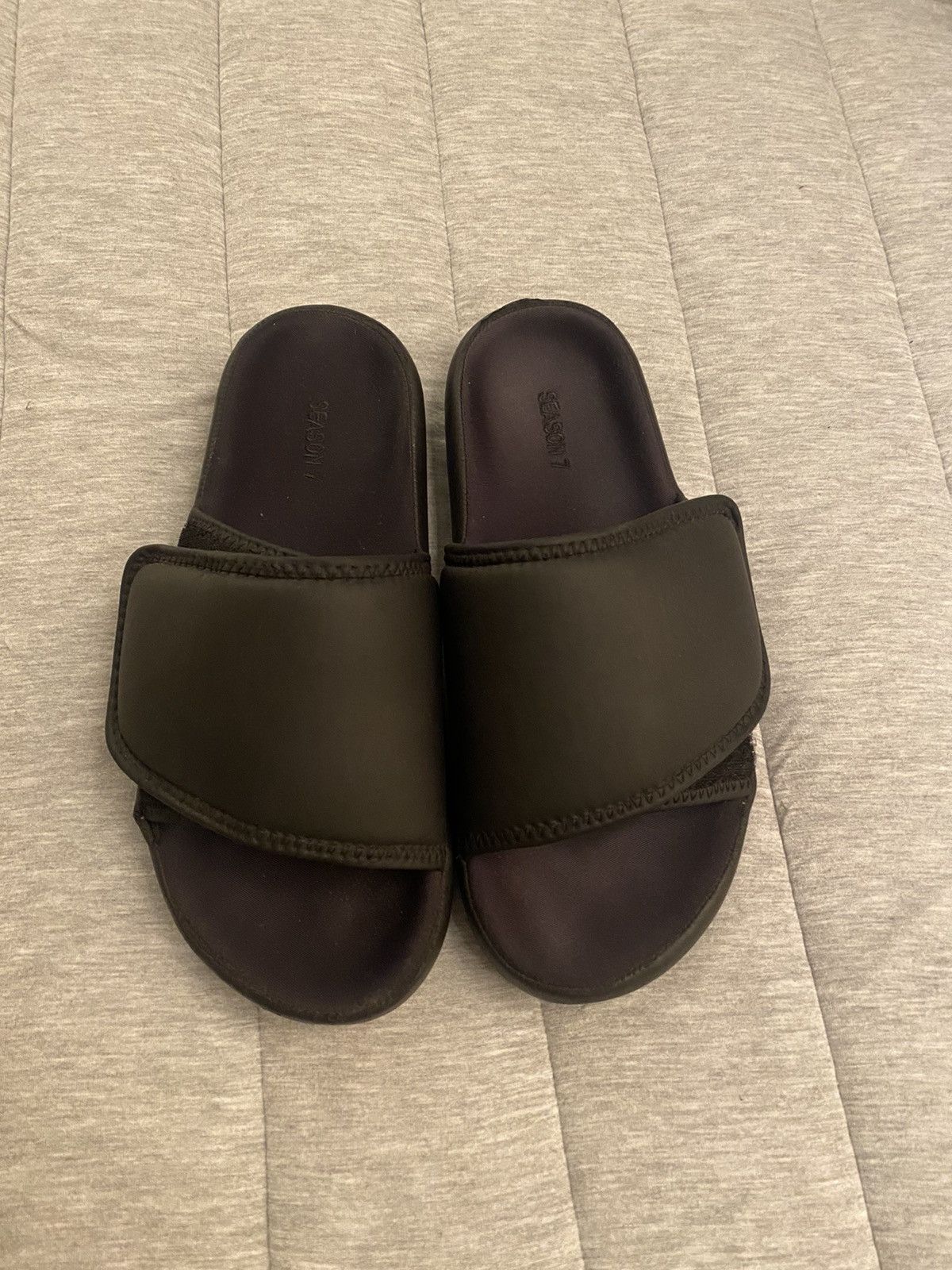 yeezy season 7 slides price