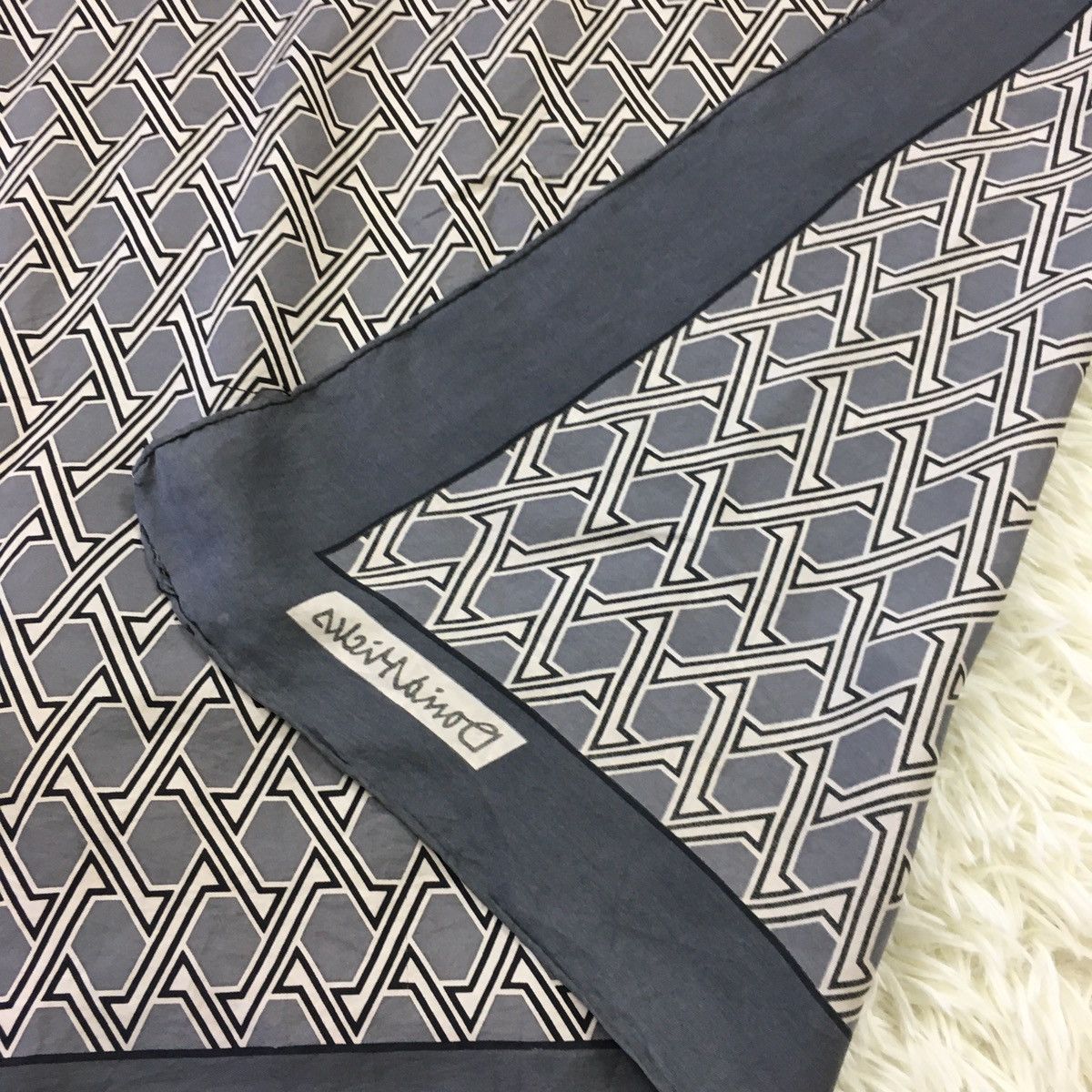 Designer Geometry David Hicks Scarf Size ONE SIZE - 3 Thumbnail
